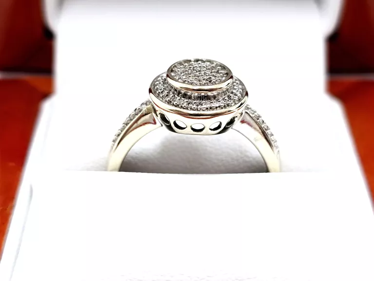 zloty-pierscionek-z-diamentami-024ct-pr585-r15-waga-382