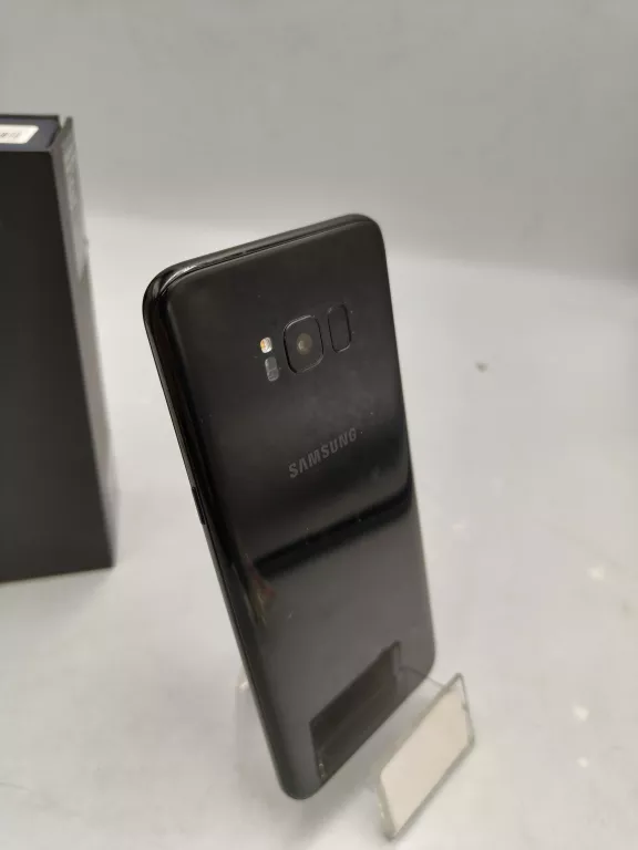 telefon-samsung-galaxy-s8-464gb-stan-11323-2