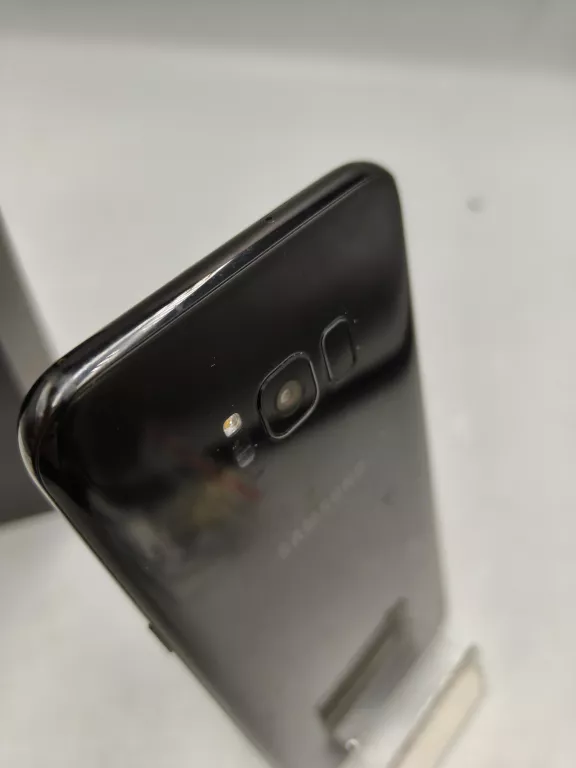 telefon-samsung-galaxy-s8-464gb-kod-producenta-sm-g955fzkaxeo
