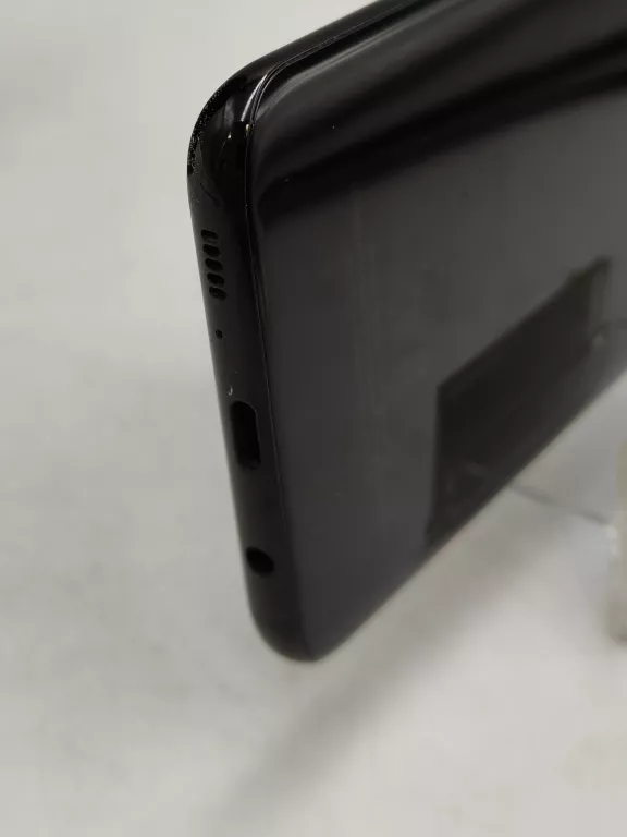 telefon-samsung-galaxy-s8-464gb-typ-202685-212929