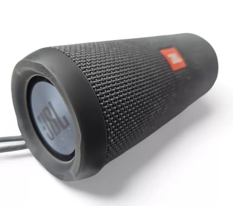 glosnik-bezprzewodowy-jbl-flip-essential-moc-2000