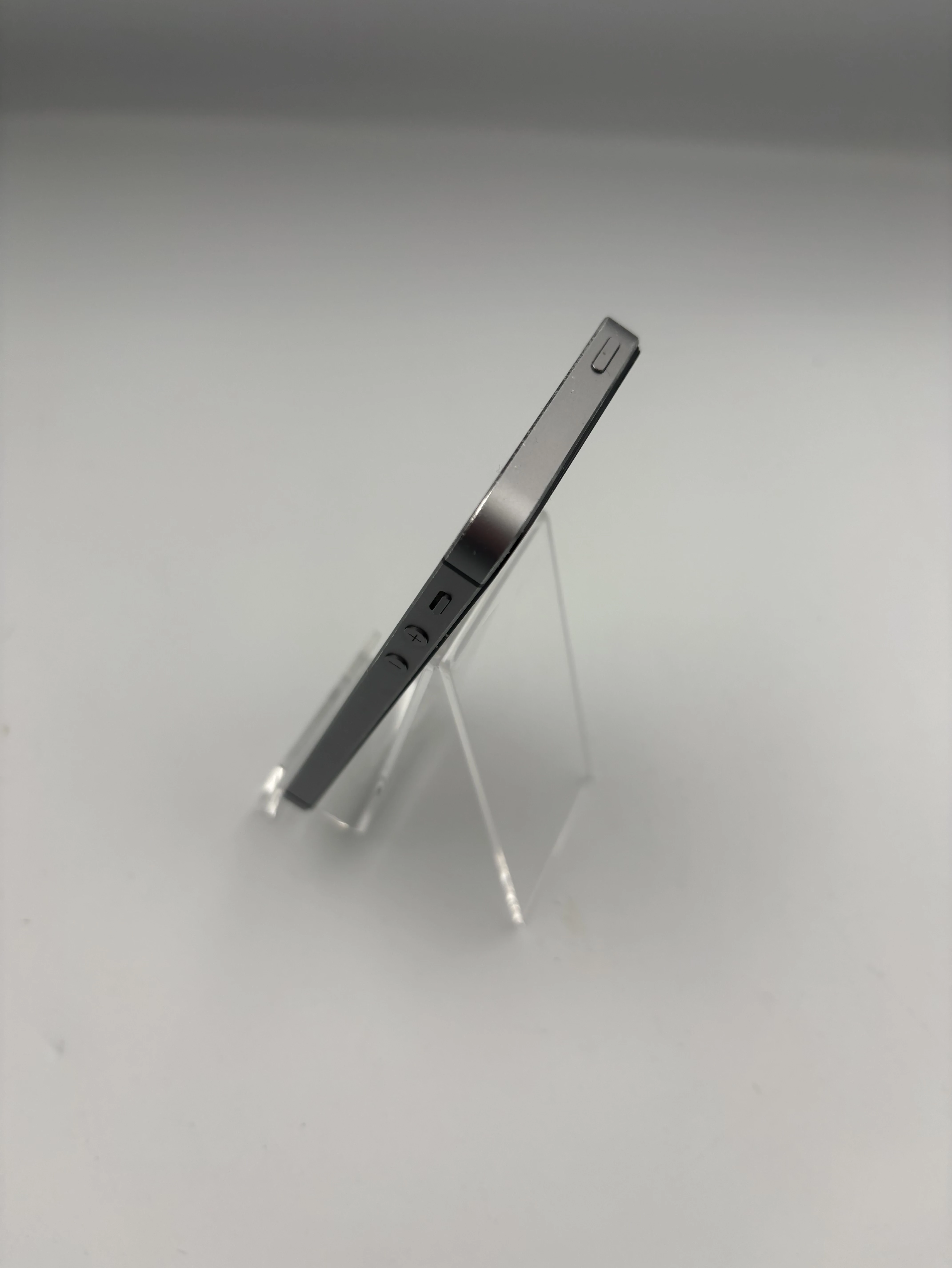 telefon-smartfon-apple-iphone-5s-1-gb-16-gb-4g-lte-szary-typ-202685-212929