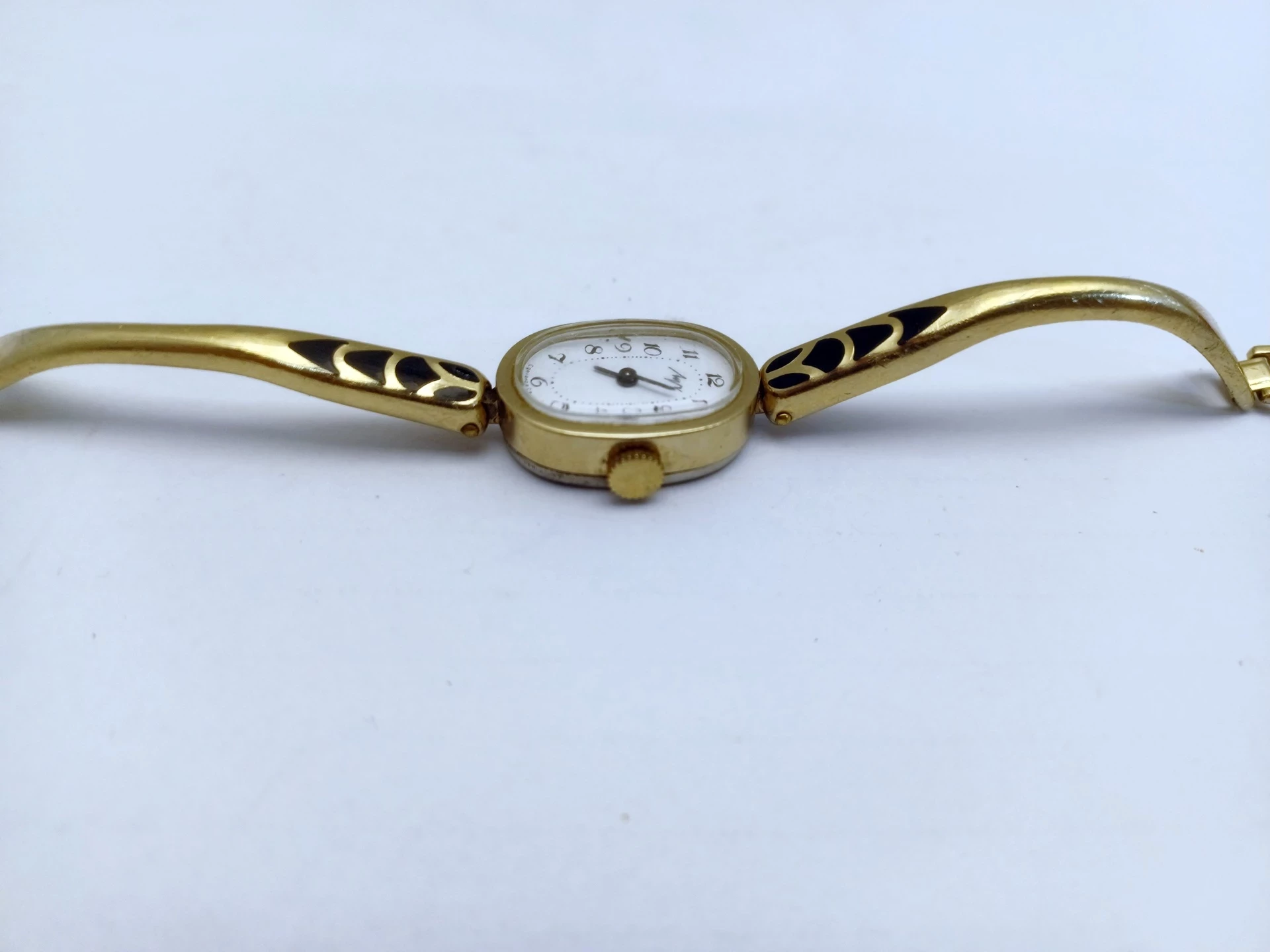 zegarek-nakrecany-lucz-584-mechanizm-18738-2