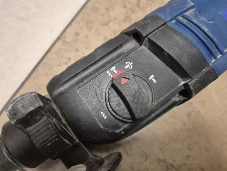 mlotowiertarka-dedra-ded-900-walizka-funkcyjnosc-205137-222601