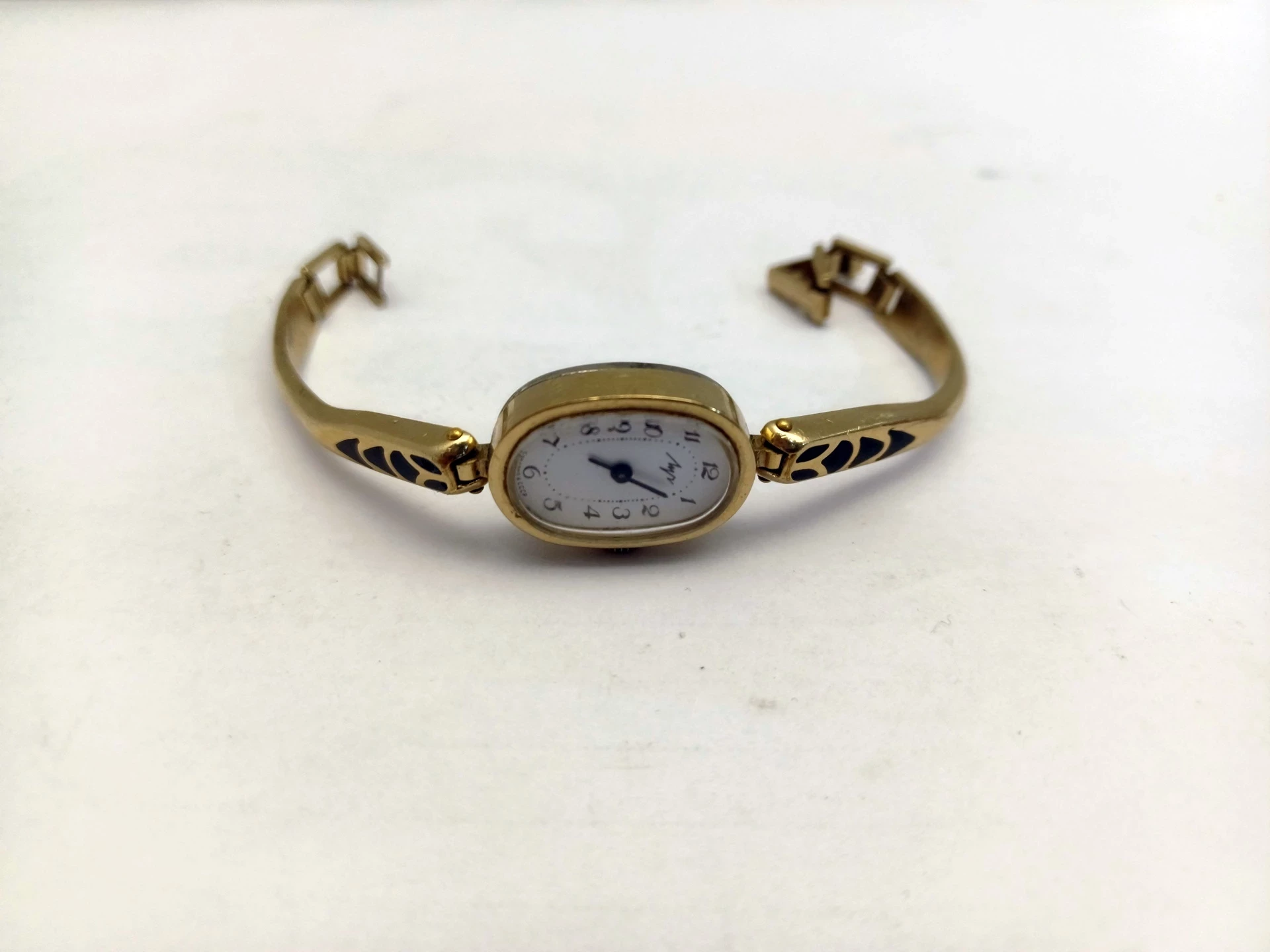 zegarek-nakrecany-lucz-584-tysiaclecia-3539-skarzysko-kamienna