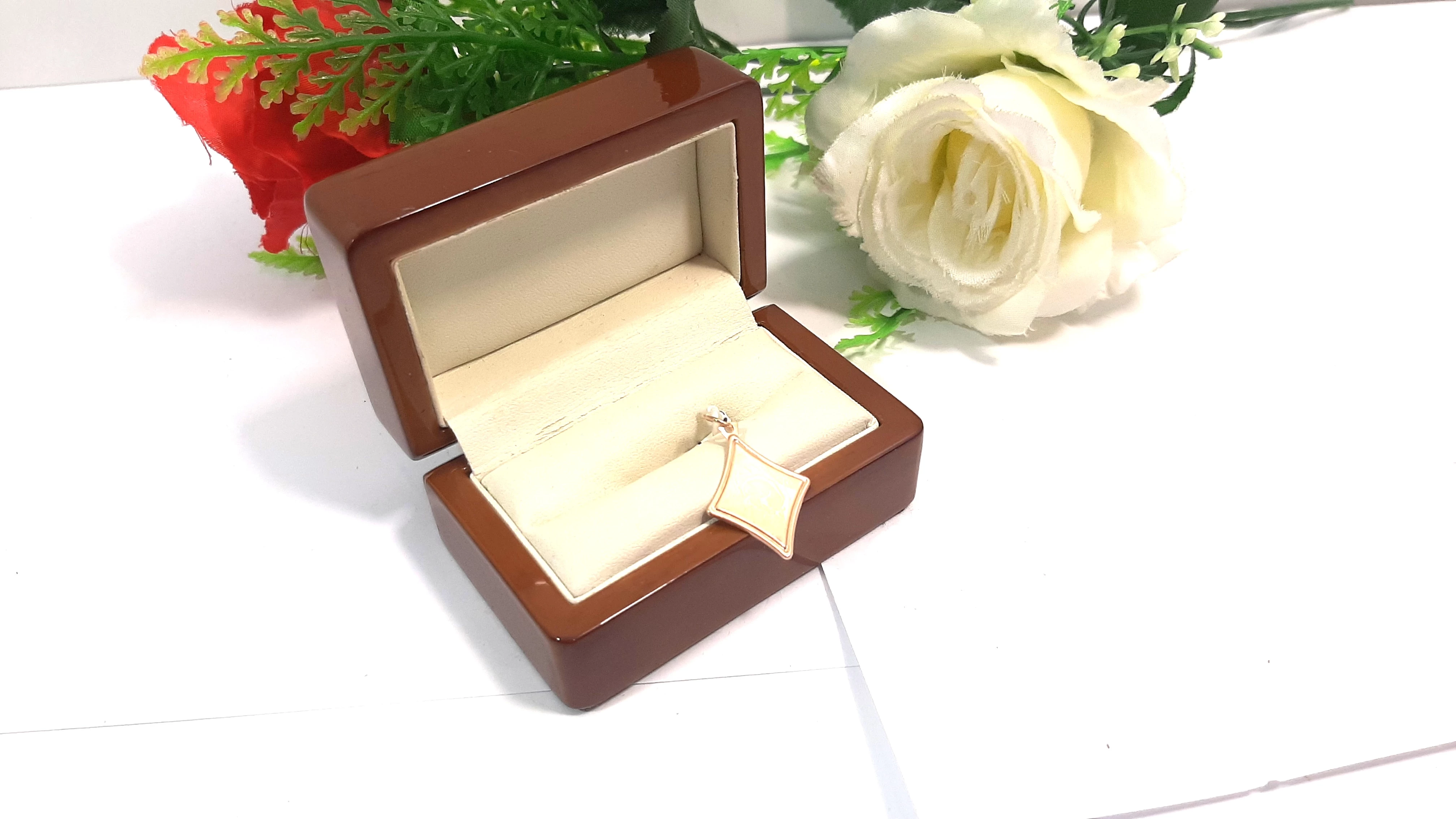 zlota-zawieszka-mboska-091-g-585-kamien-17088-4194304