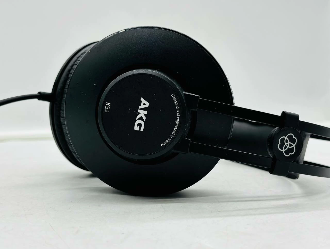 sluchawki-przewodowe-agk-k52-ean-gtin-0885038038771