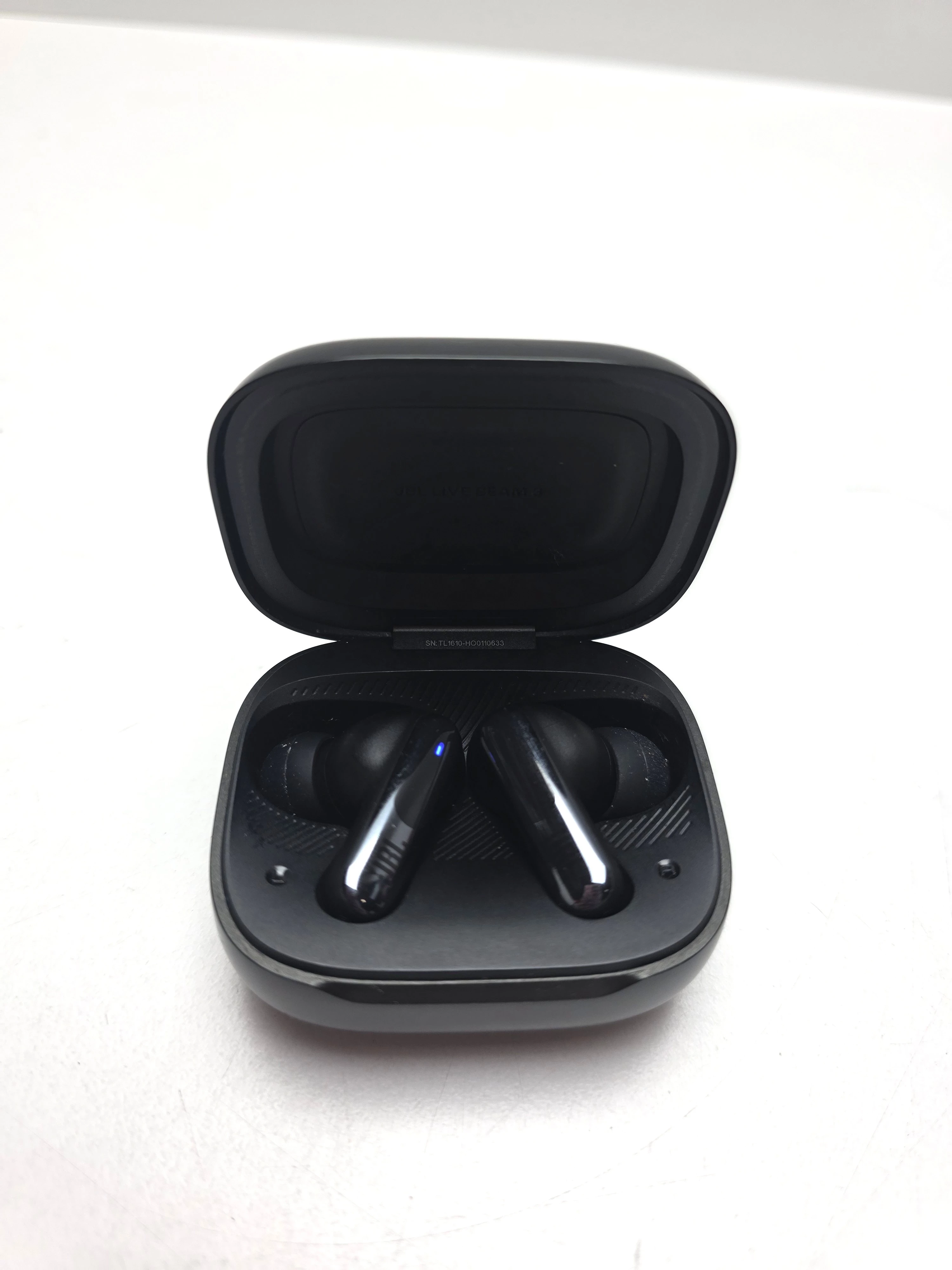 sluchawki-dokanalowe-jbl-beam-3-niepodleglosci-393-gryfice