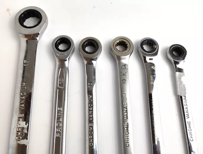 zestaw-kluczy-mix-ean-gtin-5903755351326