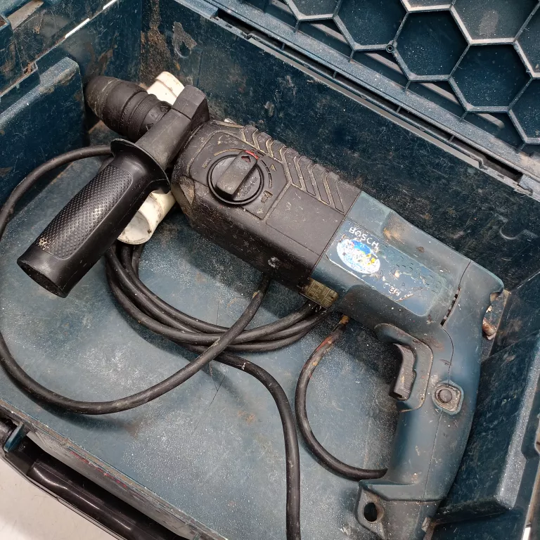 mlotowiertarka-bosch-600w-ean-gtin-5053999798026