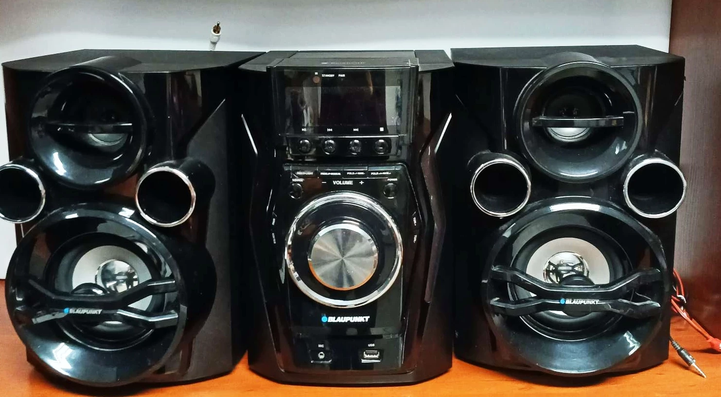 wieza-blaupunkt-mc60bt-1-maja-48-wabrzezno