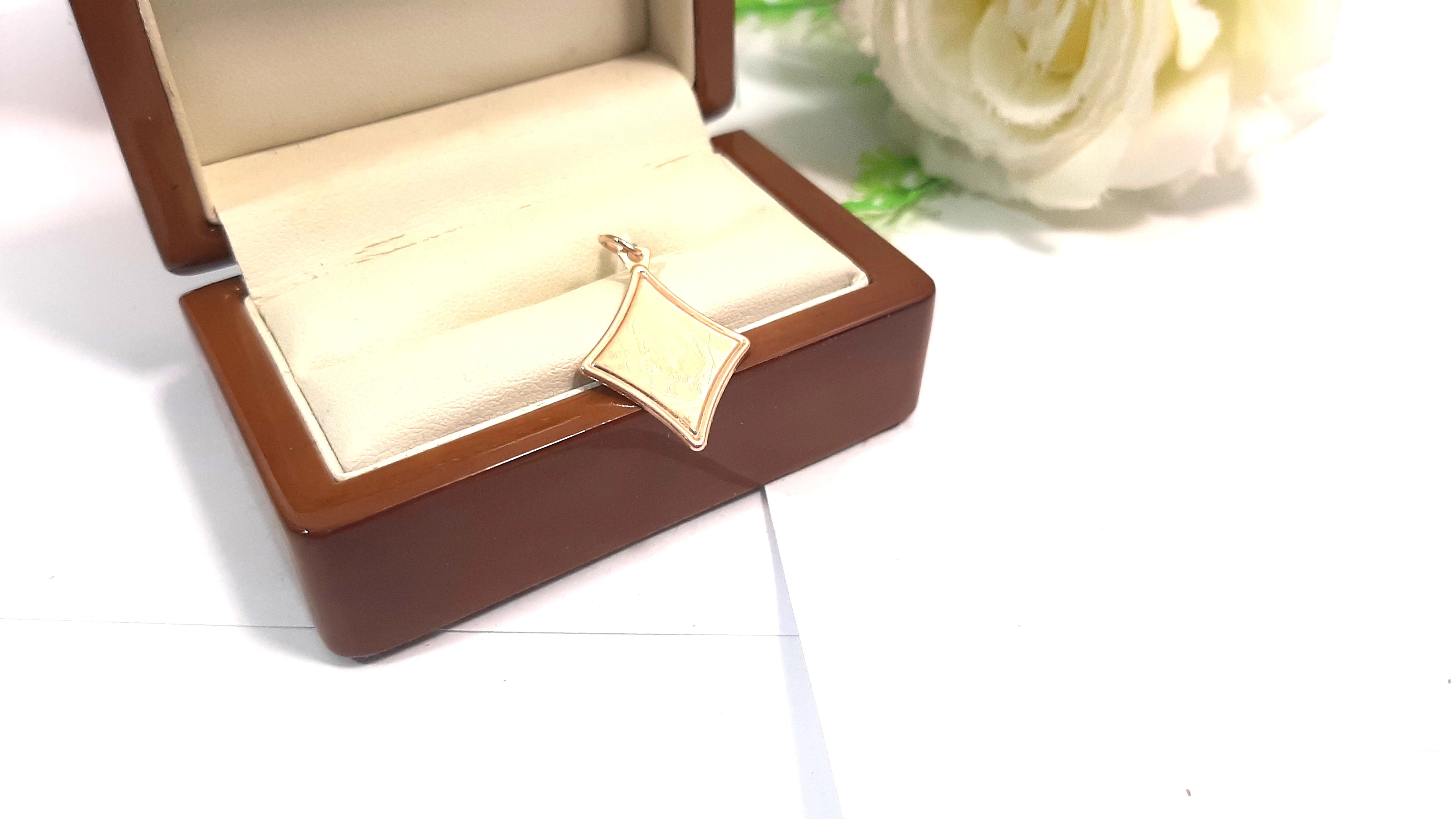 zlota-zawieszka-mboska-091-g-585-motyw-129129-21