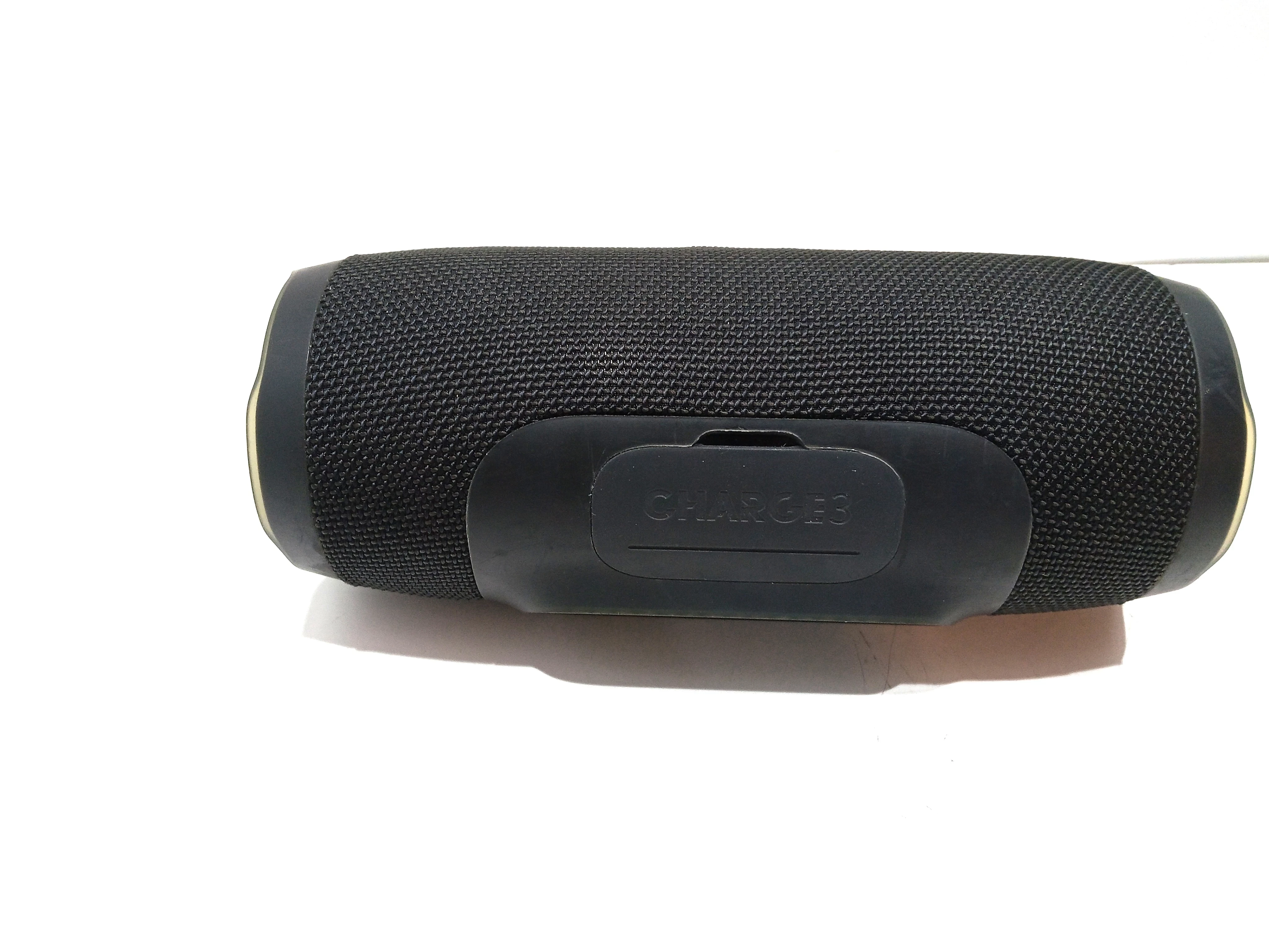 glosnik-jbl-charge-3-funkcje-221089-2