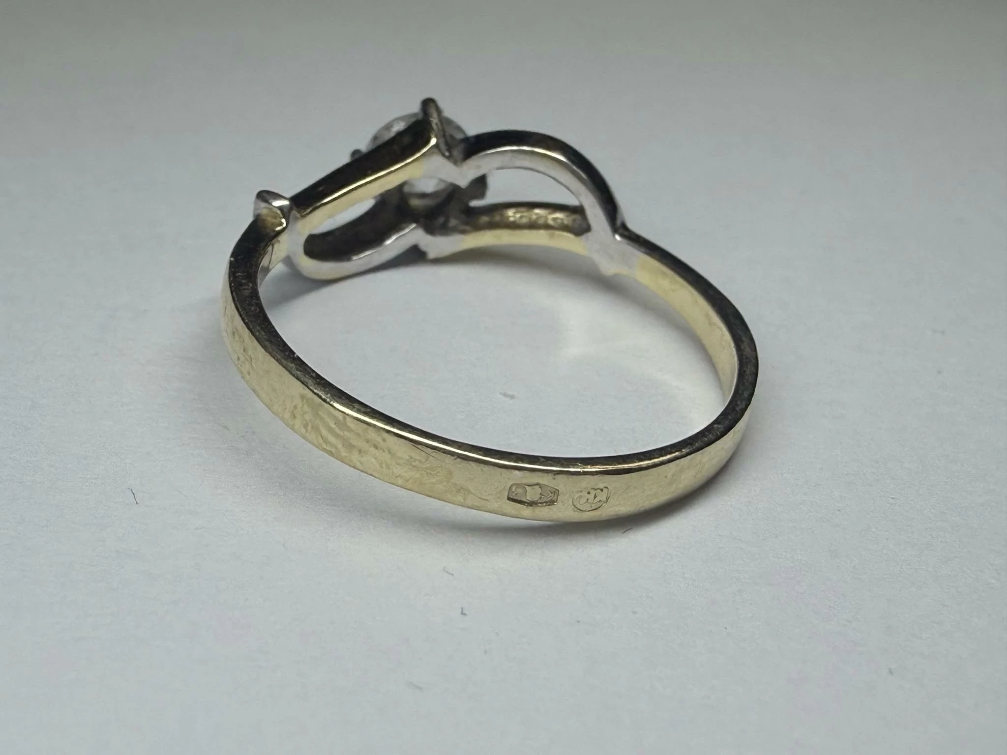 zloty-pierscionek-585-z-biala-cyrkonia-rozmiar-16-material-15835-2