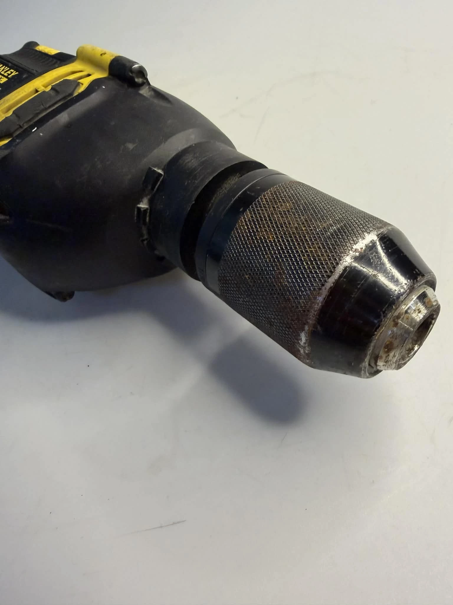 wiertarka-udarowa-stanley-fmeh750-750w-ean-gtin-5035048679616