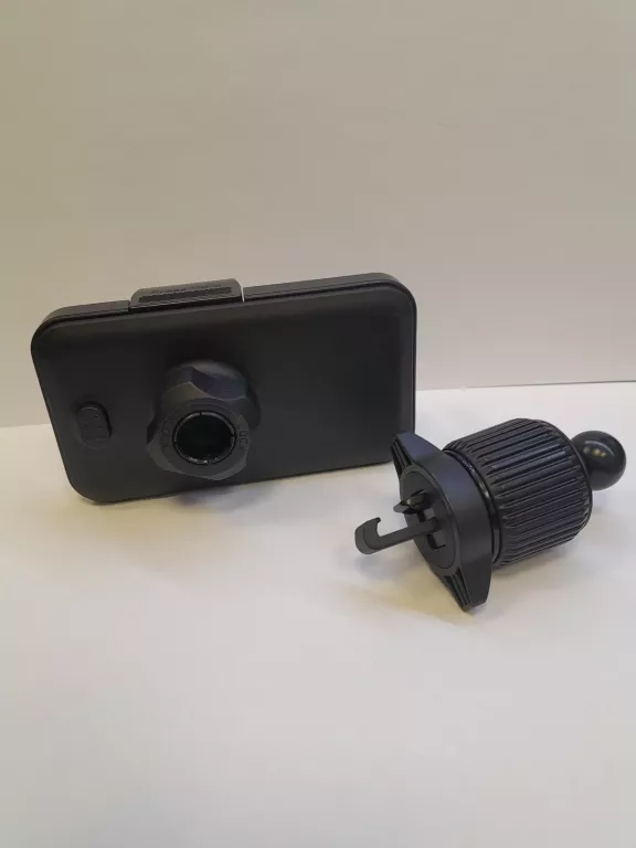 car-phone-mount-kosciuszki-10a1-braniewo