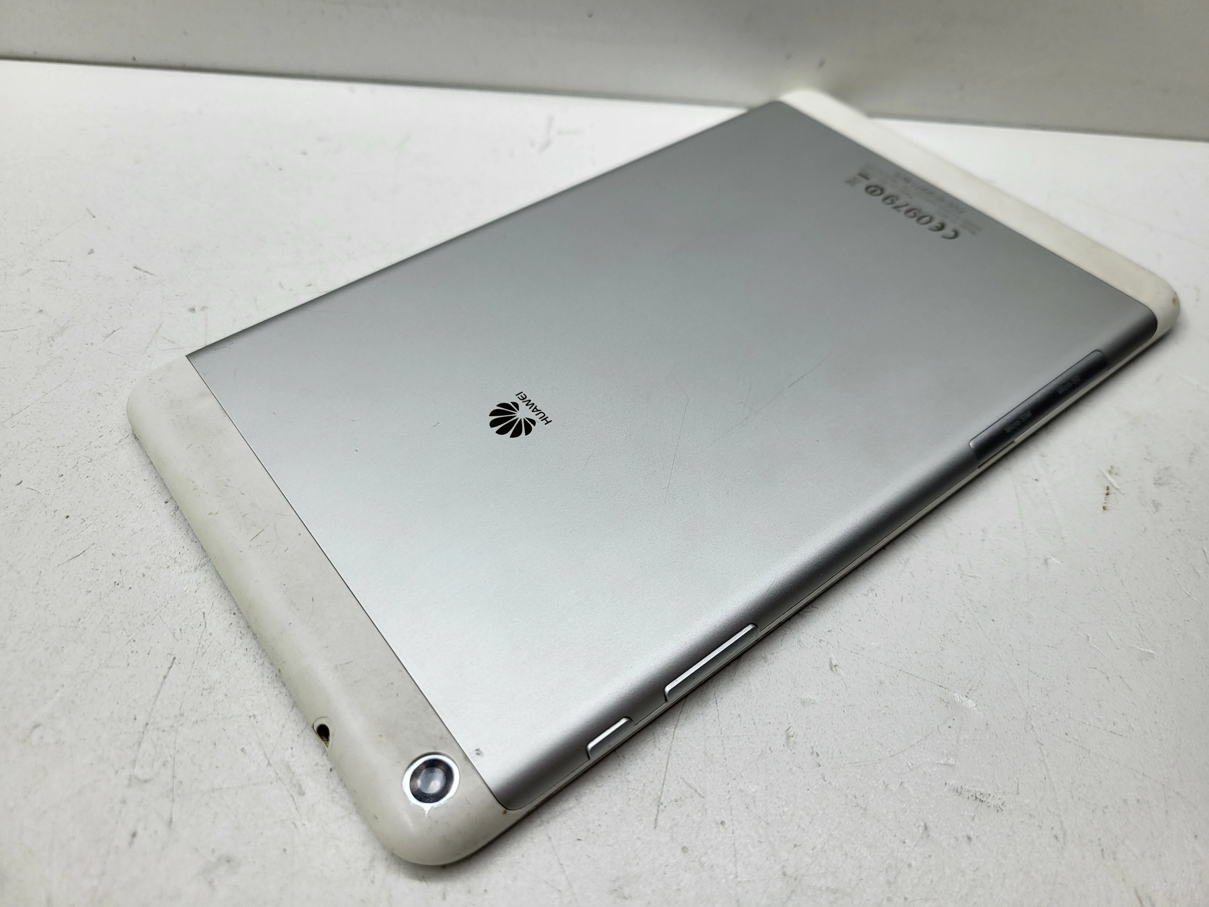 tablet-huawei-mediapad-t1-80-przekatna-ekranu-800