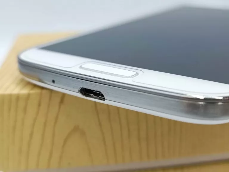 samsung-galaxy-s4-gt-i9506-stan-11323-2