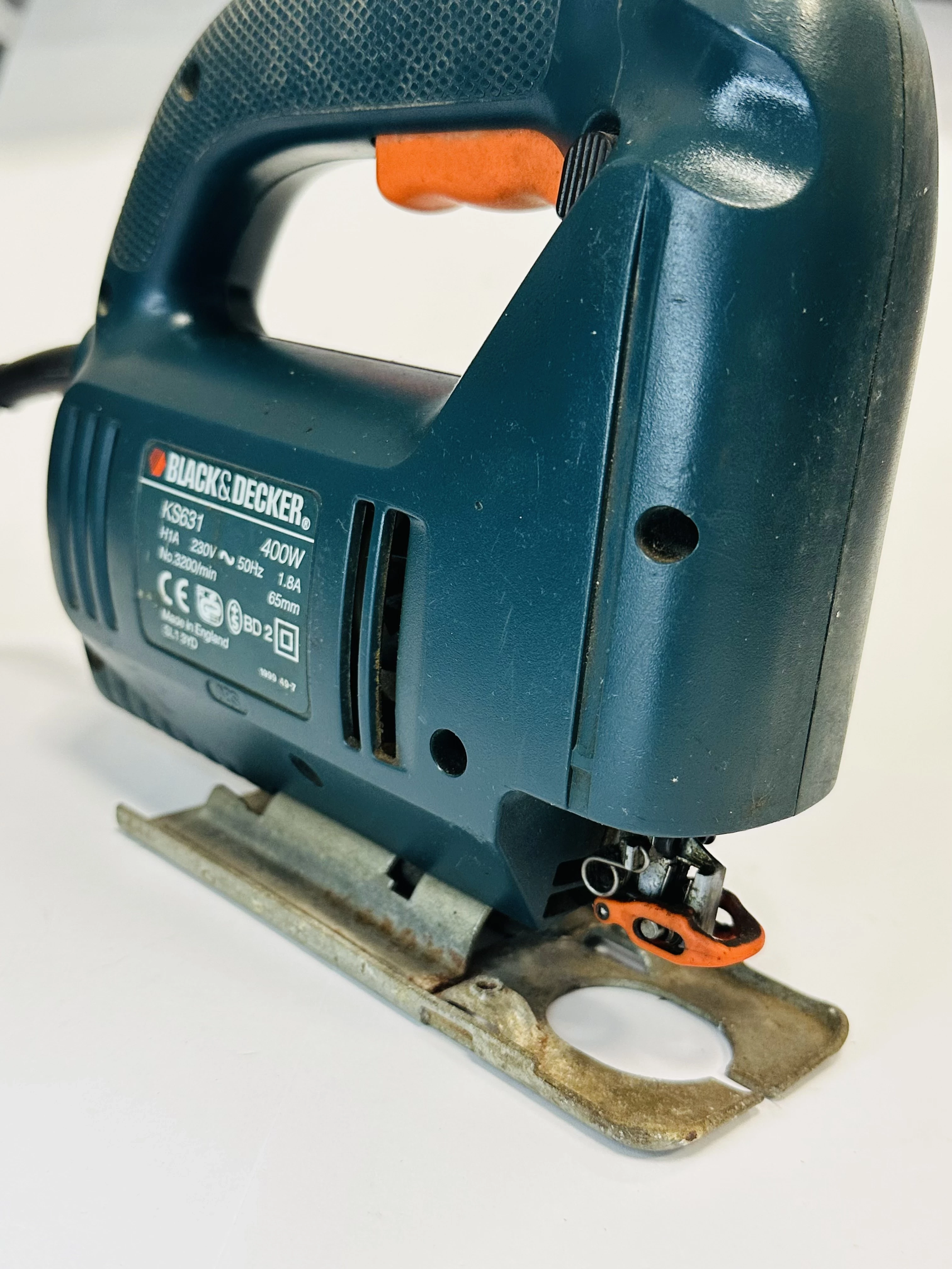 wyrzynarka-blackdecker-ks-631-400w-zasilanie-209202-238306