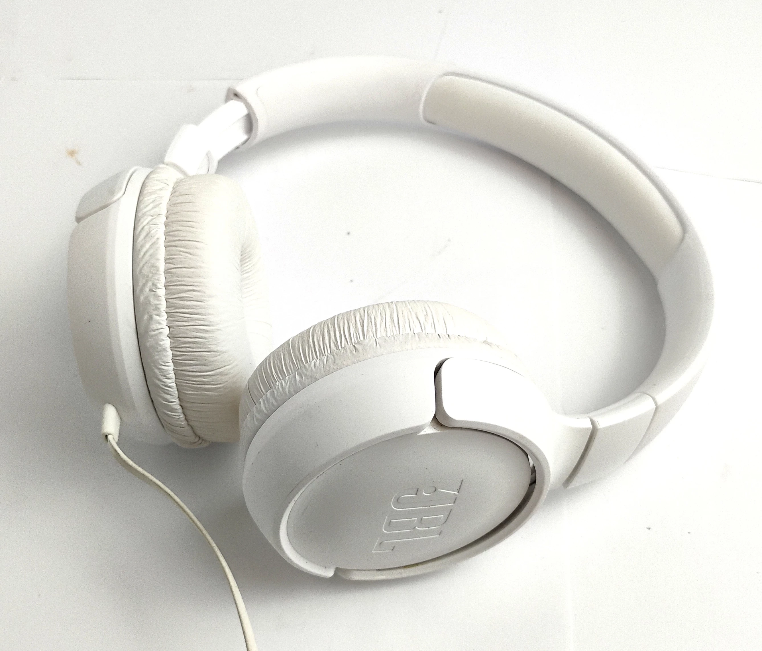 sluchawki-jbl-na-kablu-usb-c-tune520c-kolor-dominujacy-129357-3