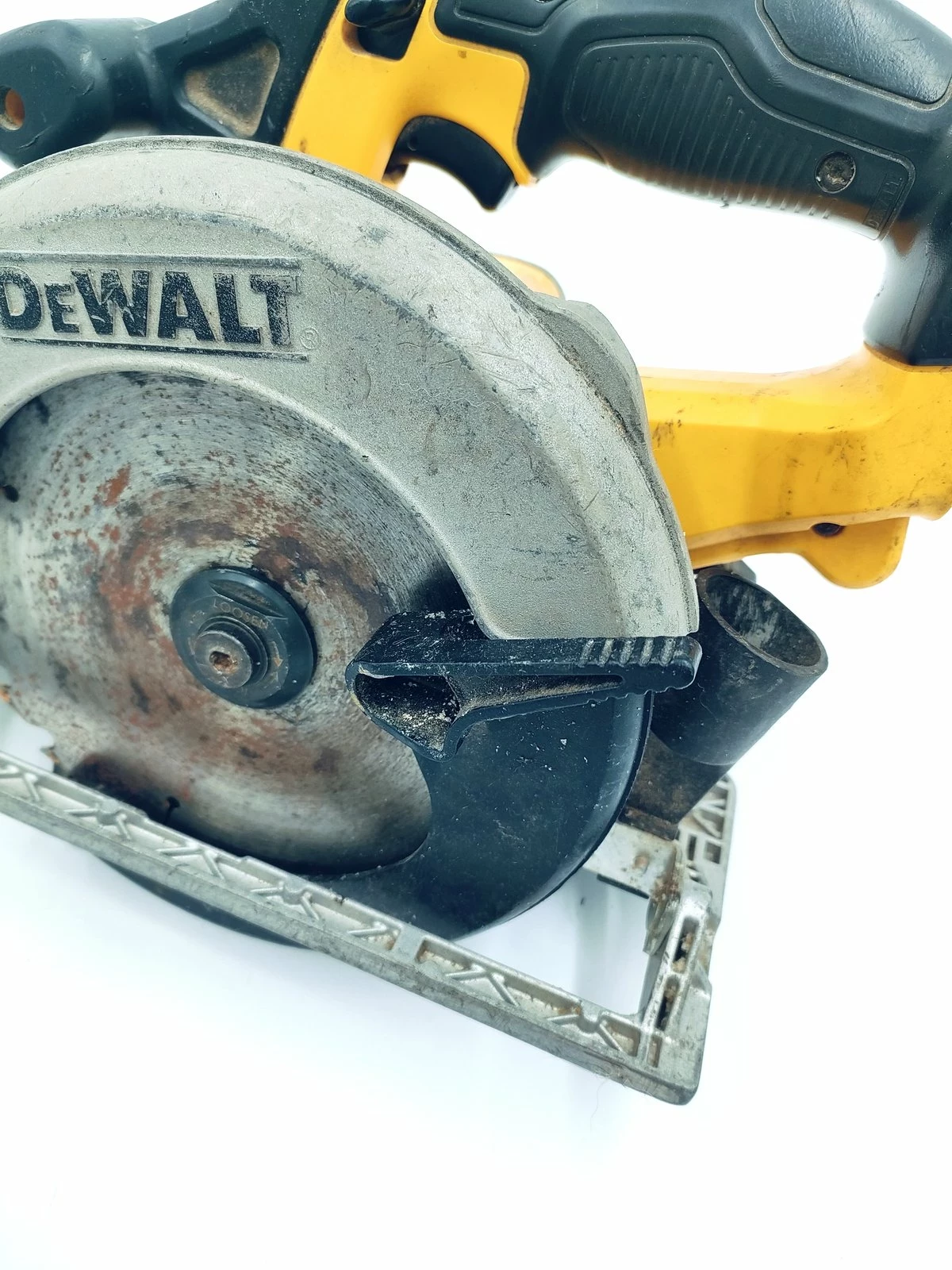 pilarka-akumulatorowa-dewalt-dcs565-stan-11323-2