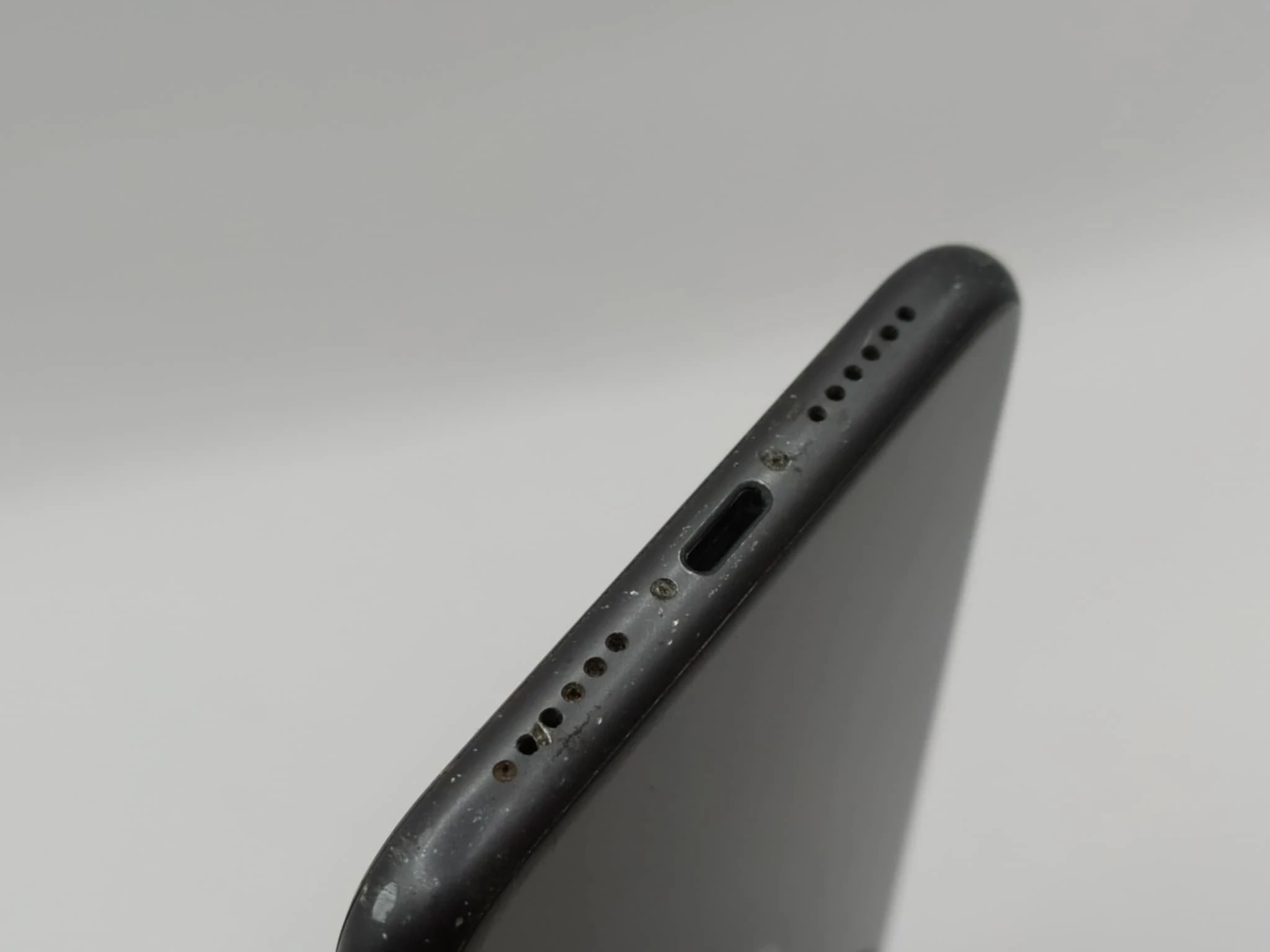 apple-iphone-11-256-gb-bateria-76-system-operacyjny-4388-7