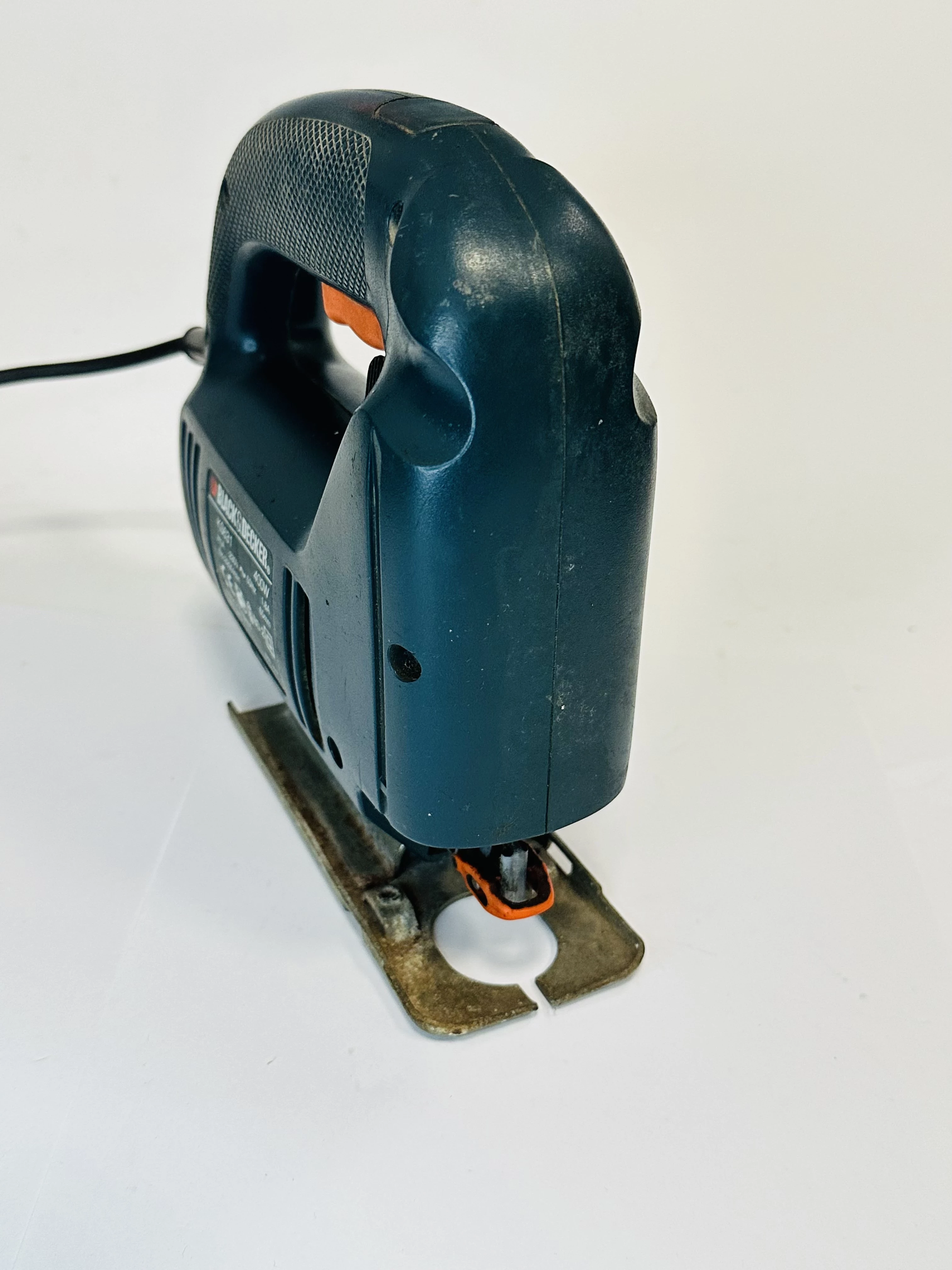 wyrzynarka-blackdecker-ks-631-400w-stan-11323-2