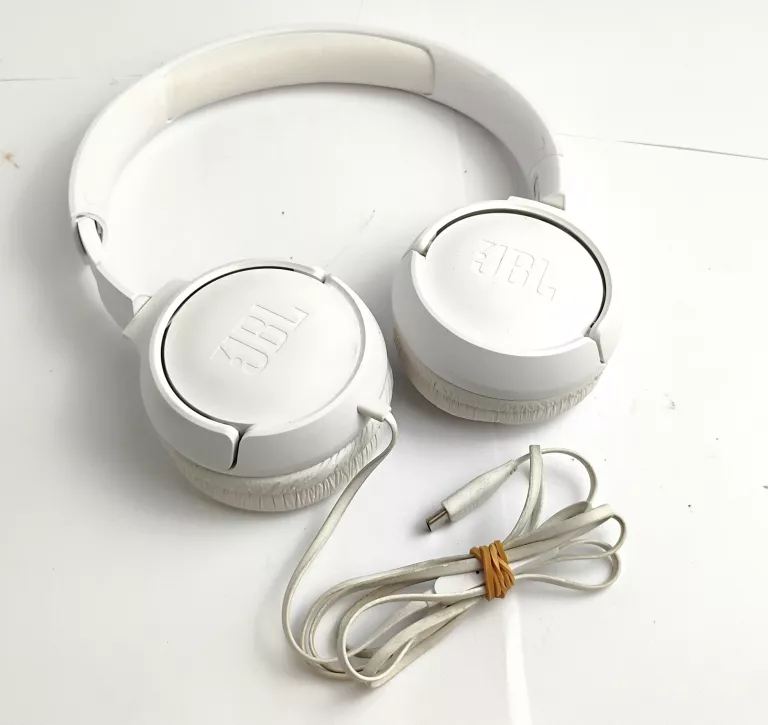 sluchawki-jbl-na-kablu-usb-c-tune520c-aleja-jana-pawla-ii-9b-reda
