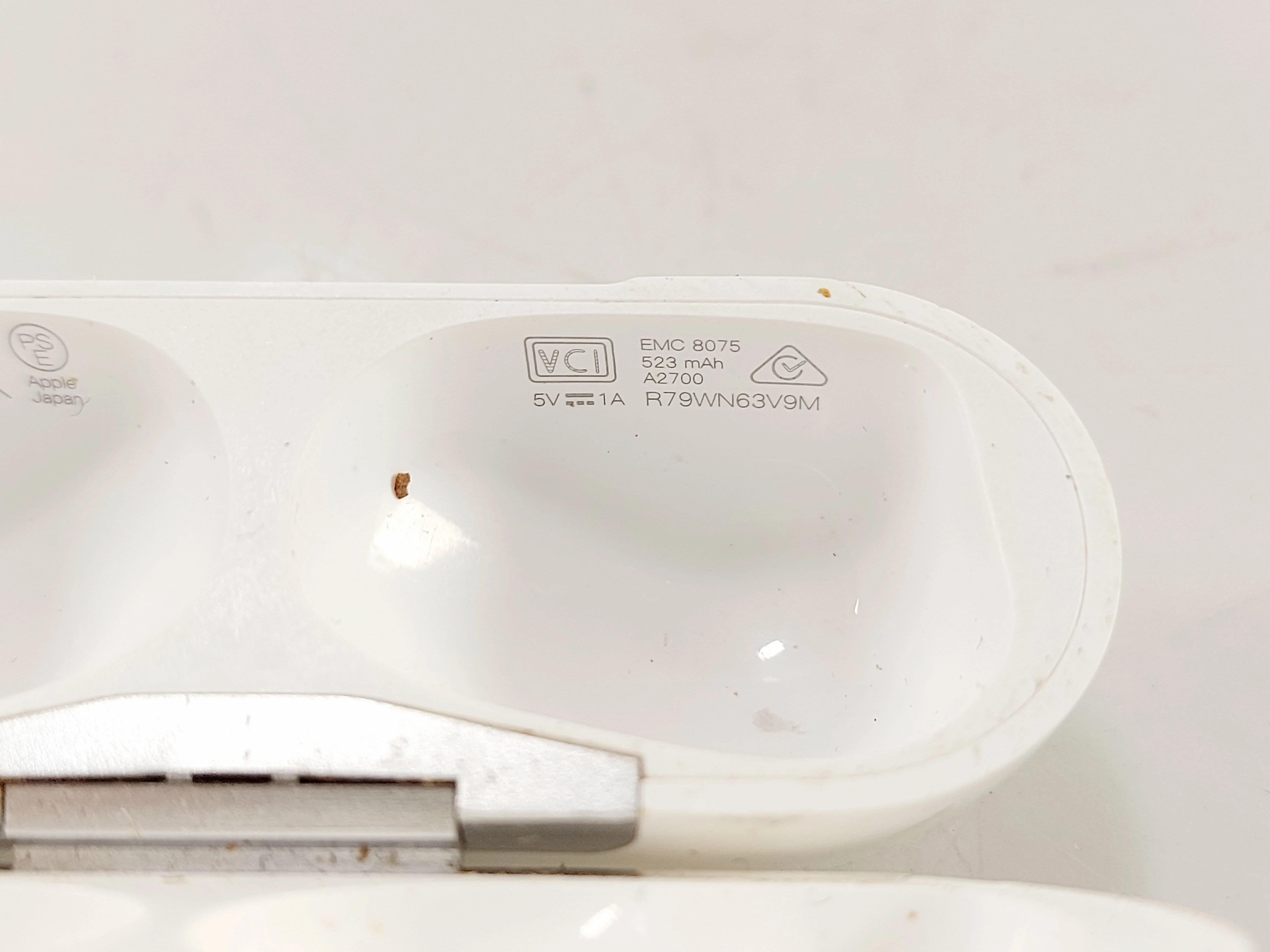 sluchawki-airpods-a2700-rodzaj-sluchawek-203681-217749