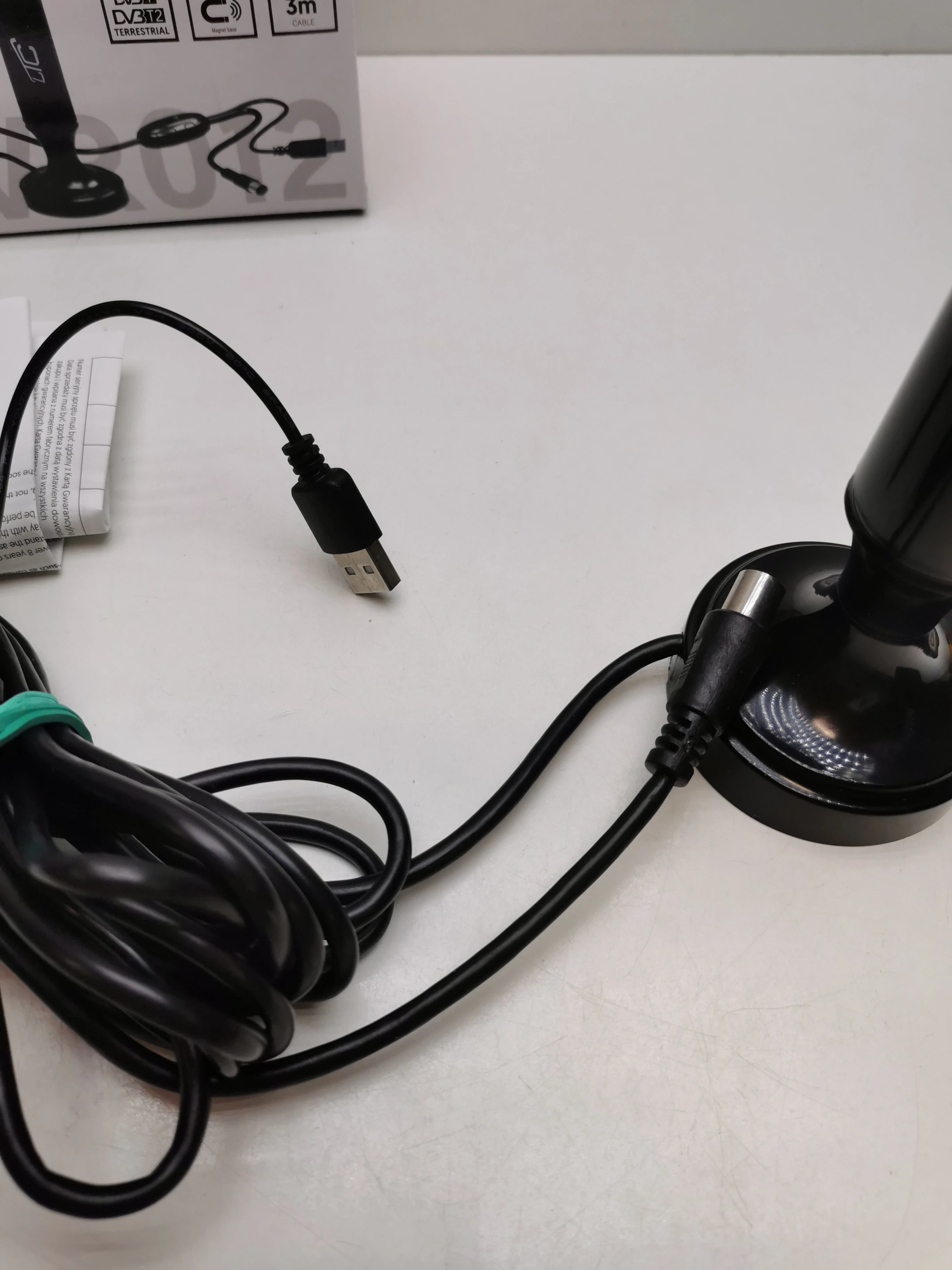 antena-pokojowa-vr012-ltc-aktywna-model-antena-pokojowa-na-dzialke-kempingowa-4k-na-magnes