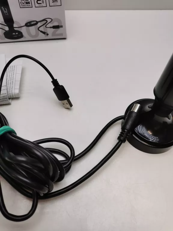 antena-pokojowa-vr012-ltc-aktywna-model-antena-pokojowa-na-dzialke-kempingowa-4k-na-magnes