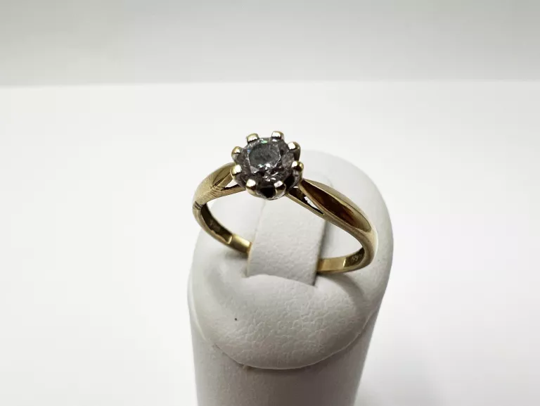 zloty-pierscionek-z-kamieniem-p333145gr14-material-dominujacy-223721-131072