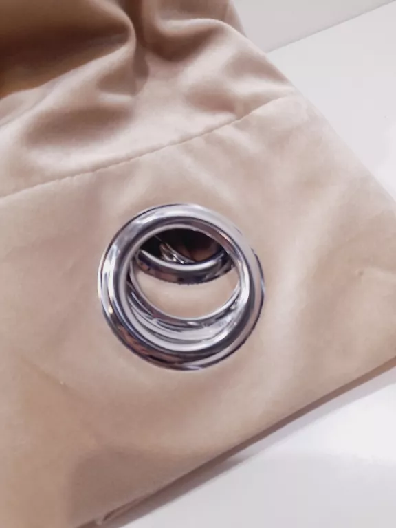 zaslony-pepco-135x260-cm-stan-11323-1