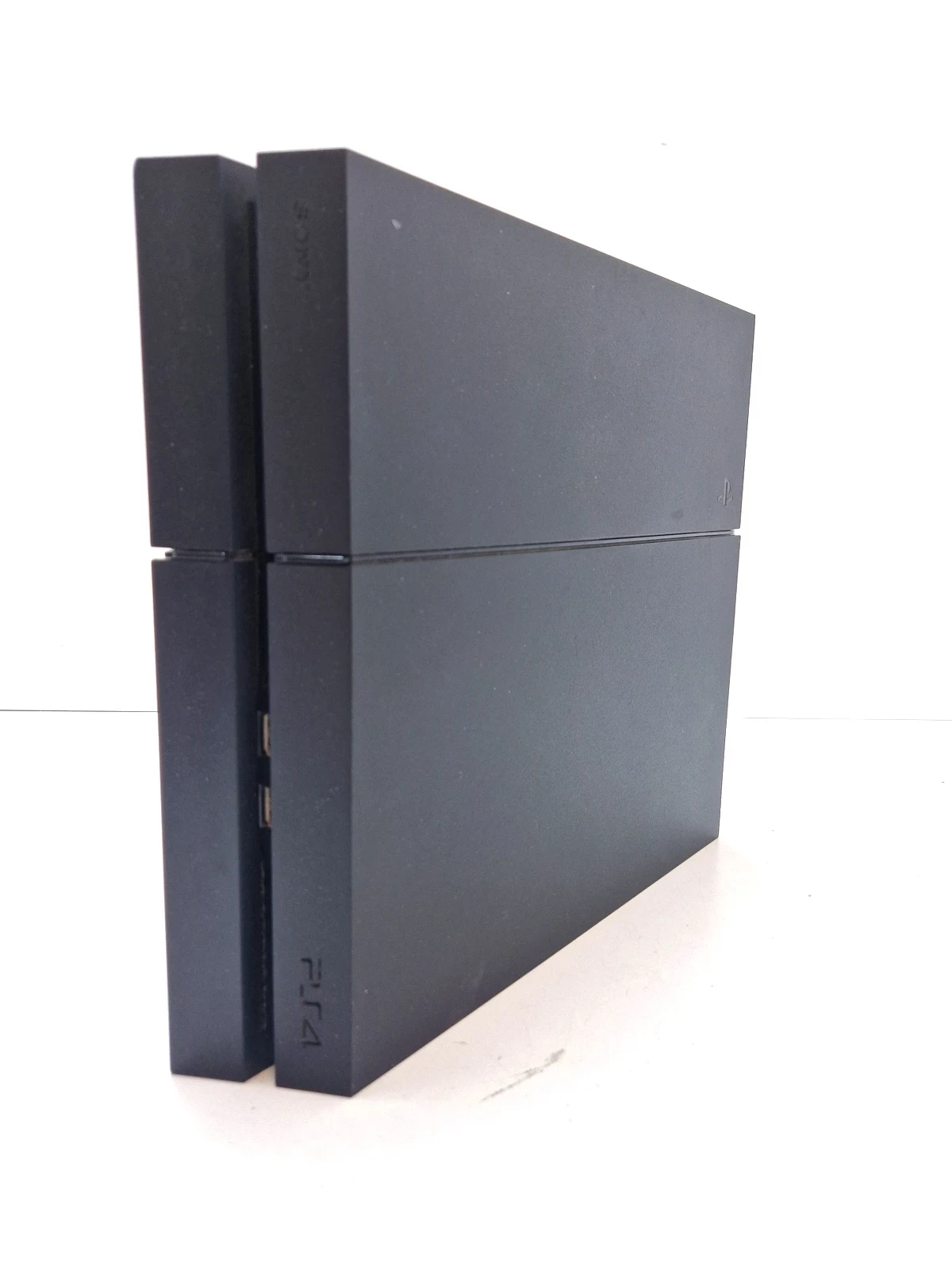 konsola-ps4-clasic-2-pady-1tb-okab-liczba-kontrolerow-w-zestawie-205994-225550