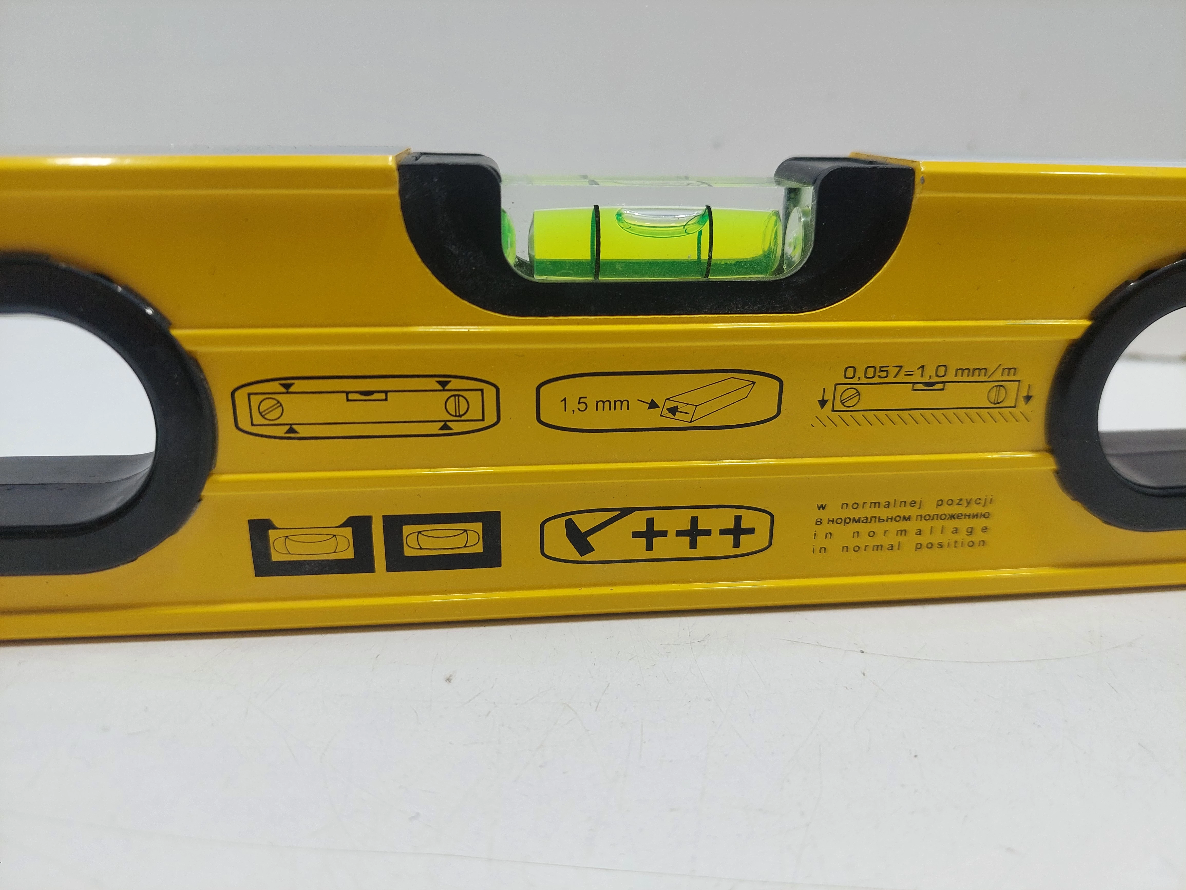 poziomica-dedra-md5060-sztywny-profil-libelka-60cm-ean-gtin-5902628750600