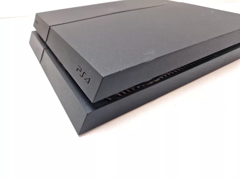 konsola-ps4-clasic-2-pady-1tb-okab-kod-producenta-cuh-1116a