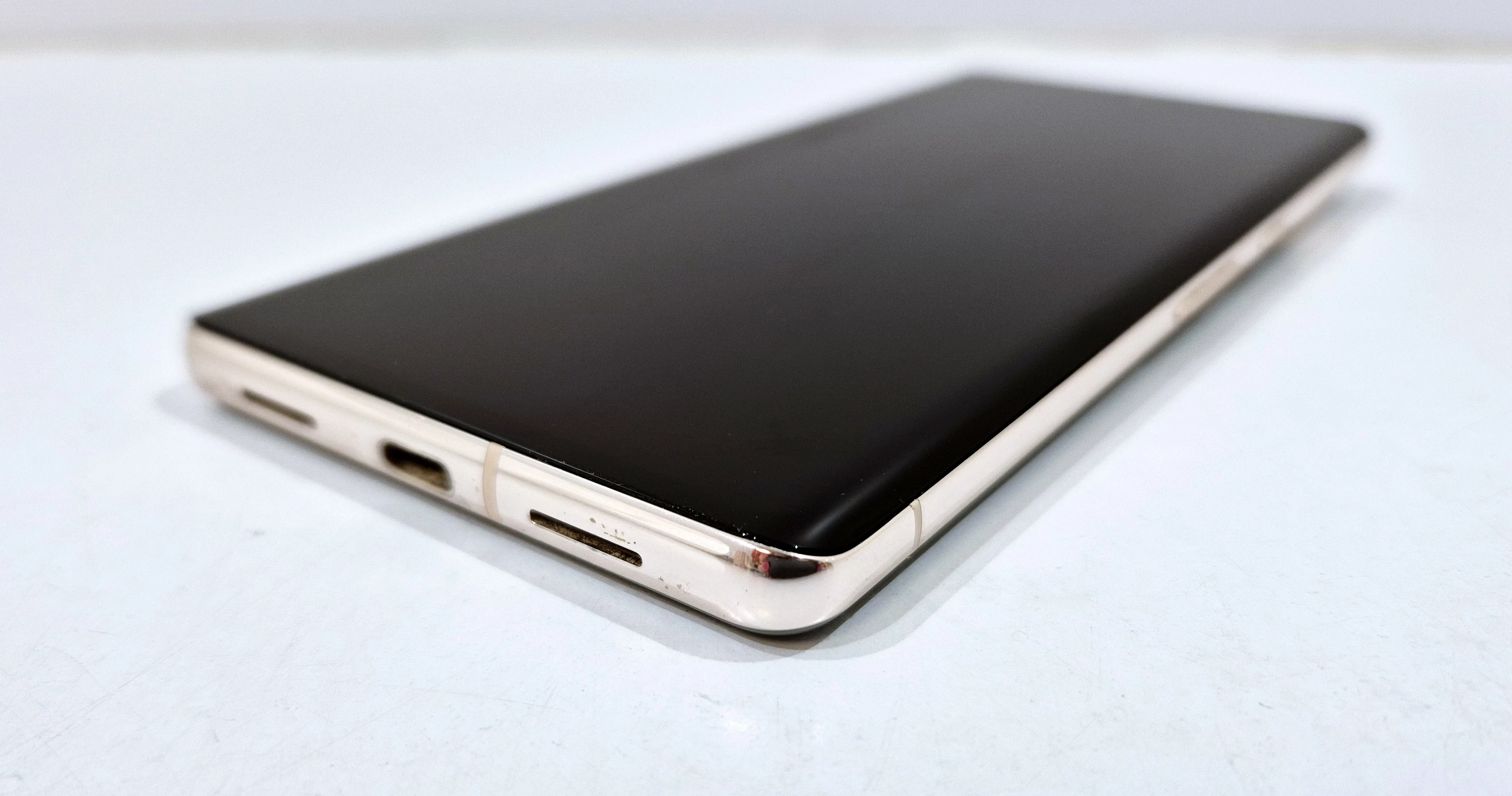 telefon-google-pixel-7-pro-12128-gb-system-operacyjny-4388-1