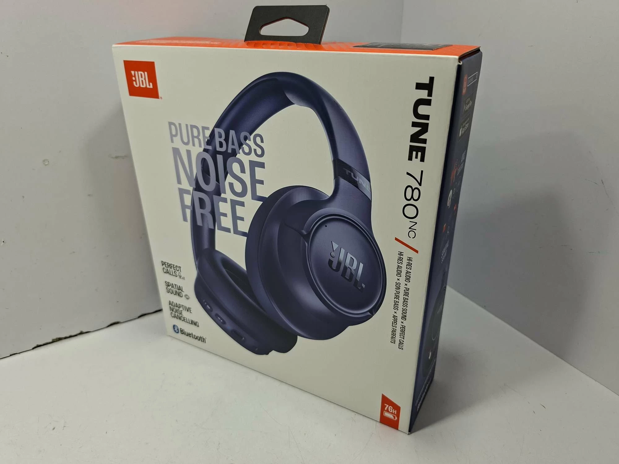 sluchawki-nauszne-jbl-tune-780nc-stan-11323-2