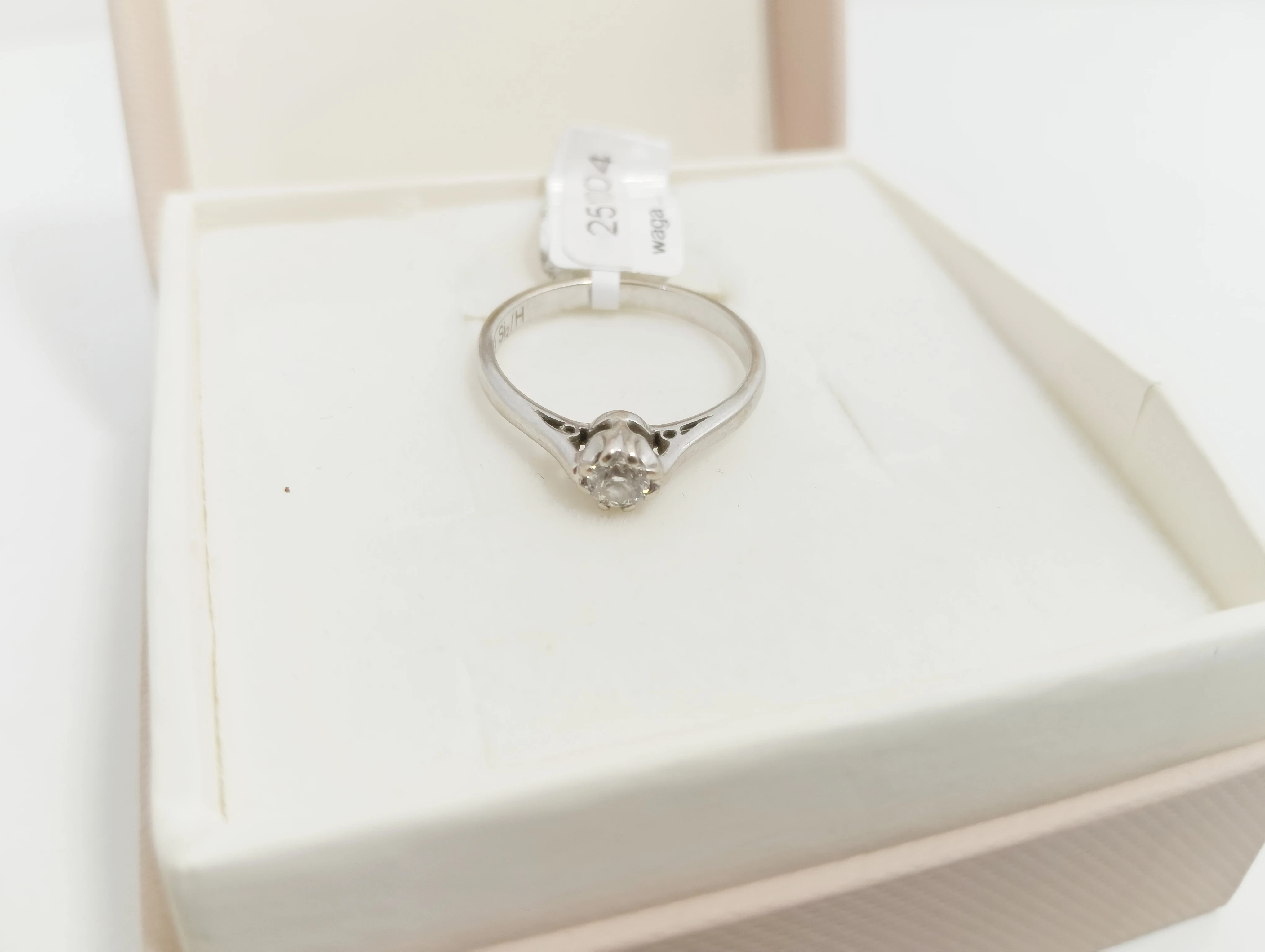 zloty-pierscionek-585-220g-material-15835-1