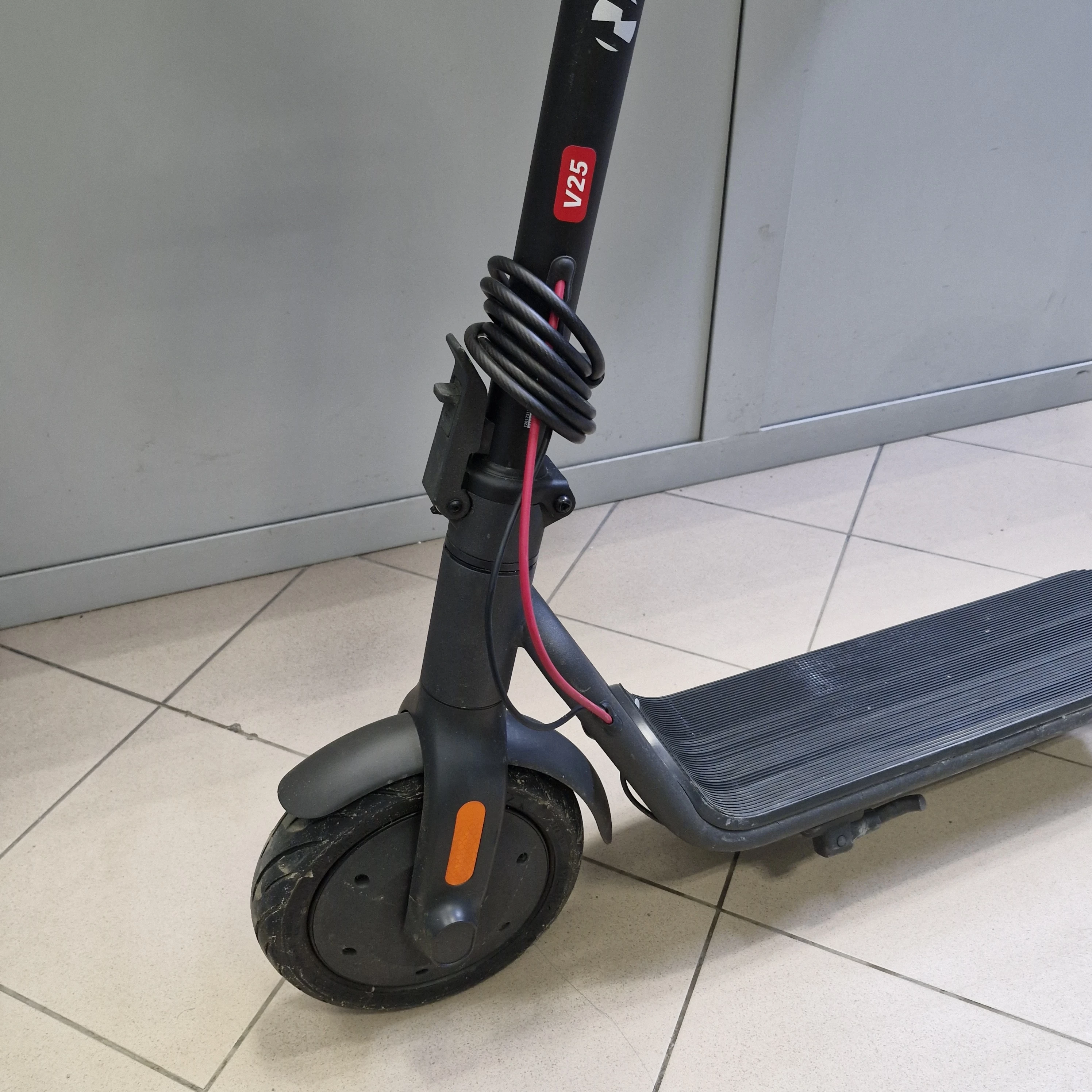 hulajnoga-elektryczna-navee-v25-predkosc-maksymalna-2000