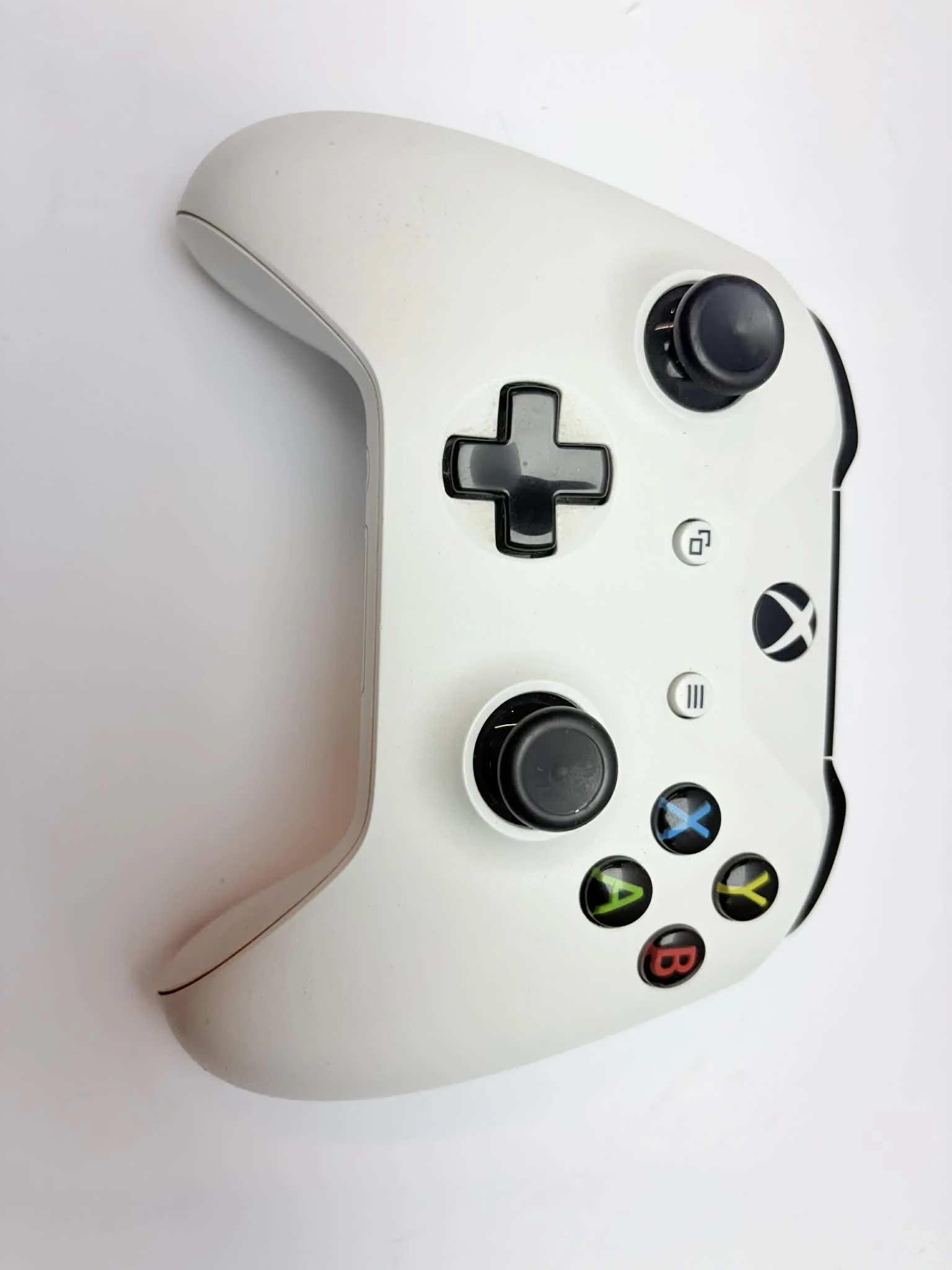 konsola-xbox-one-s-pad-ean-gtin-5900626836470