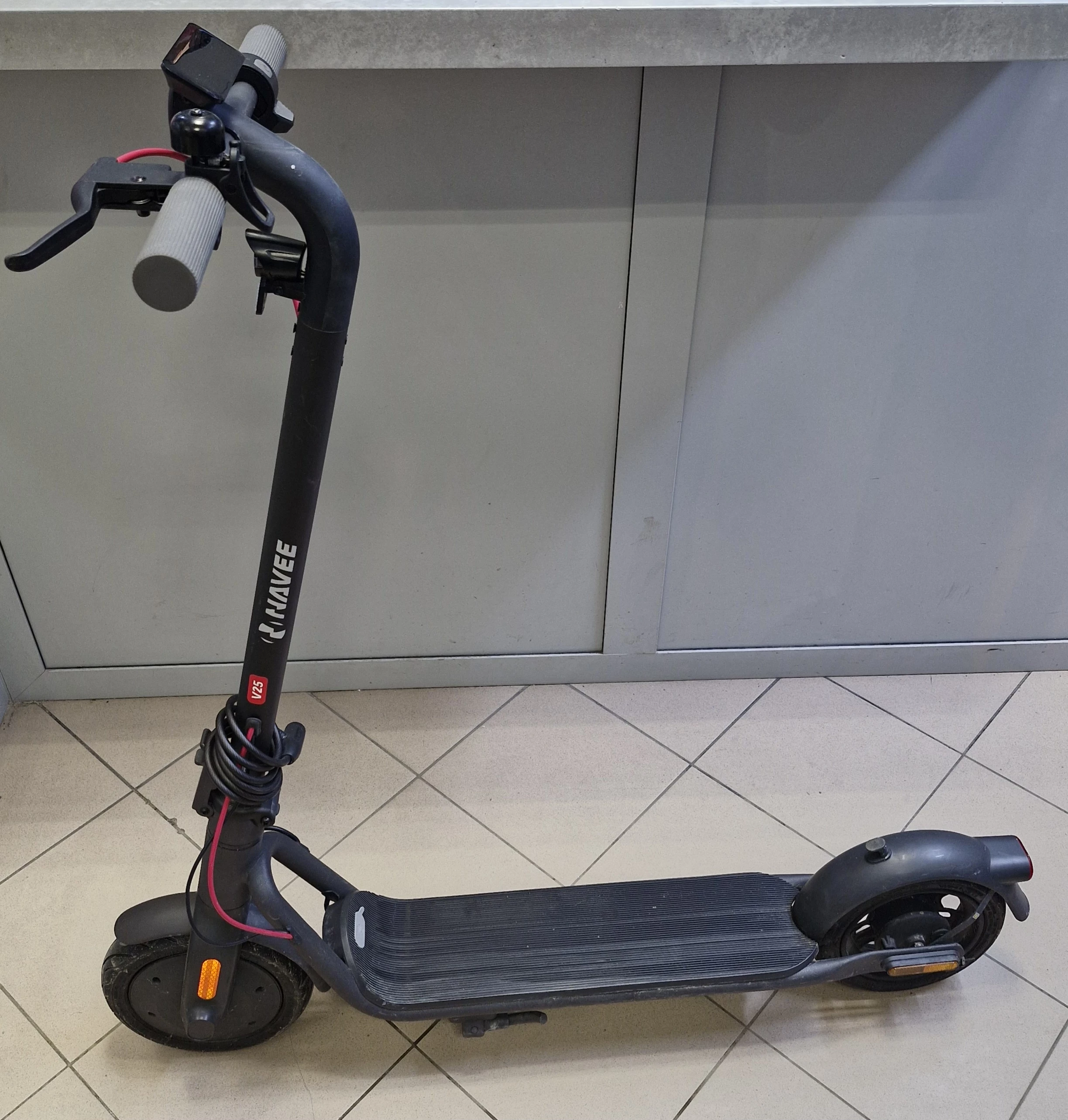 hulajnoga-elektryczna-navee-v25-kod-producenta-navee-v25