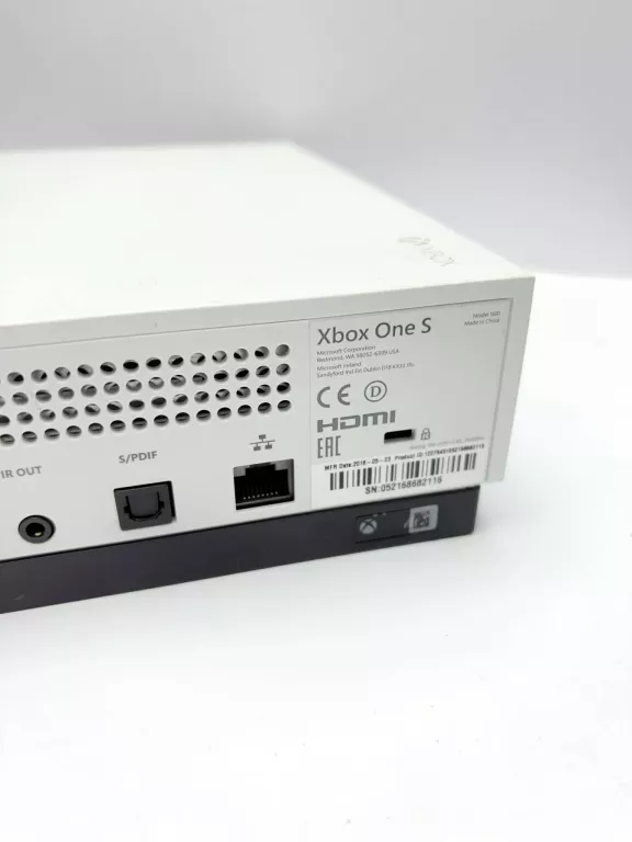 konsola-xbox-one-s-pad-liczba-kontrolerow-w-zestawie-205994-225550