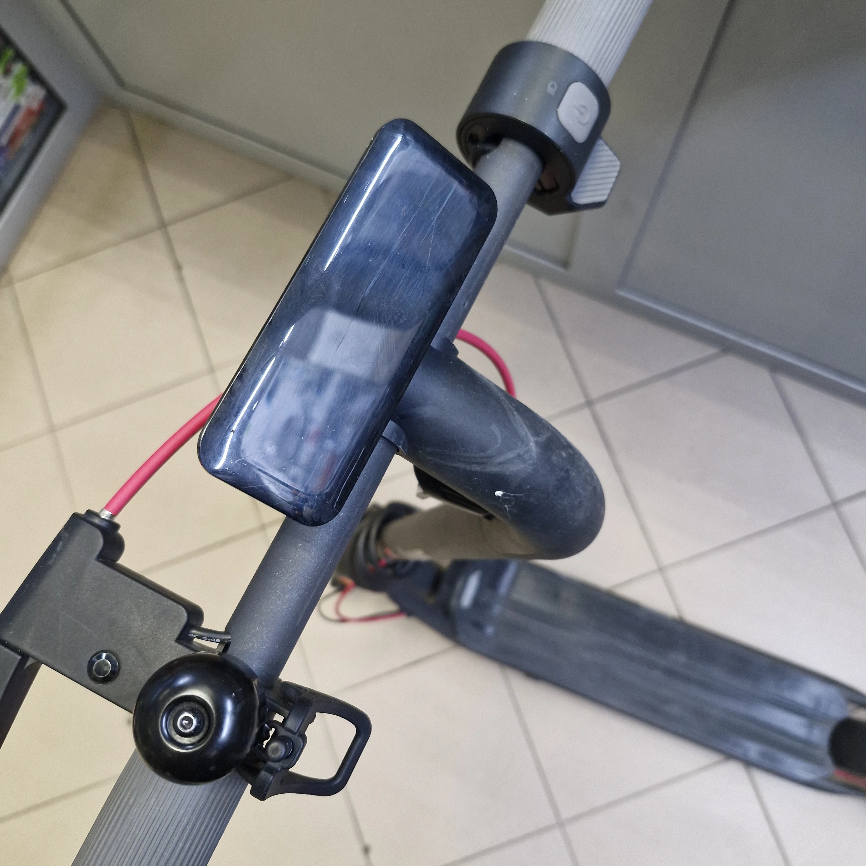 hulajnoga-elektryczna-navee-v25-waga-1710