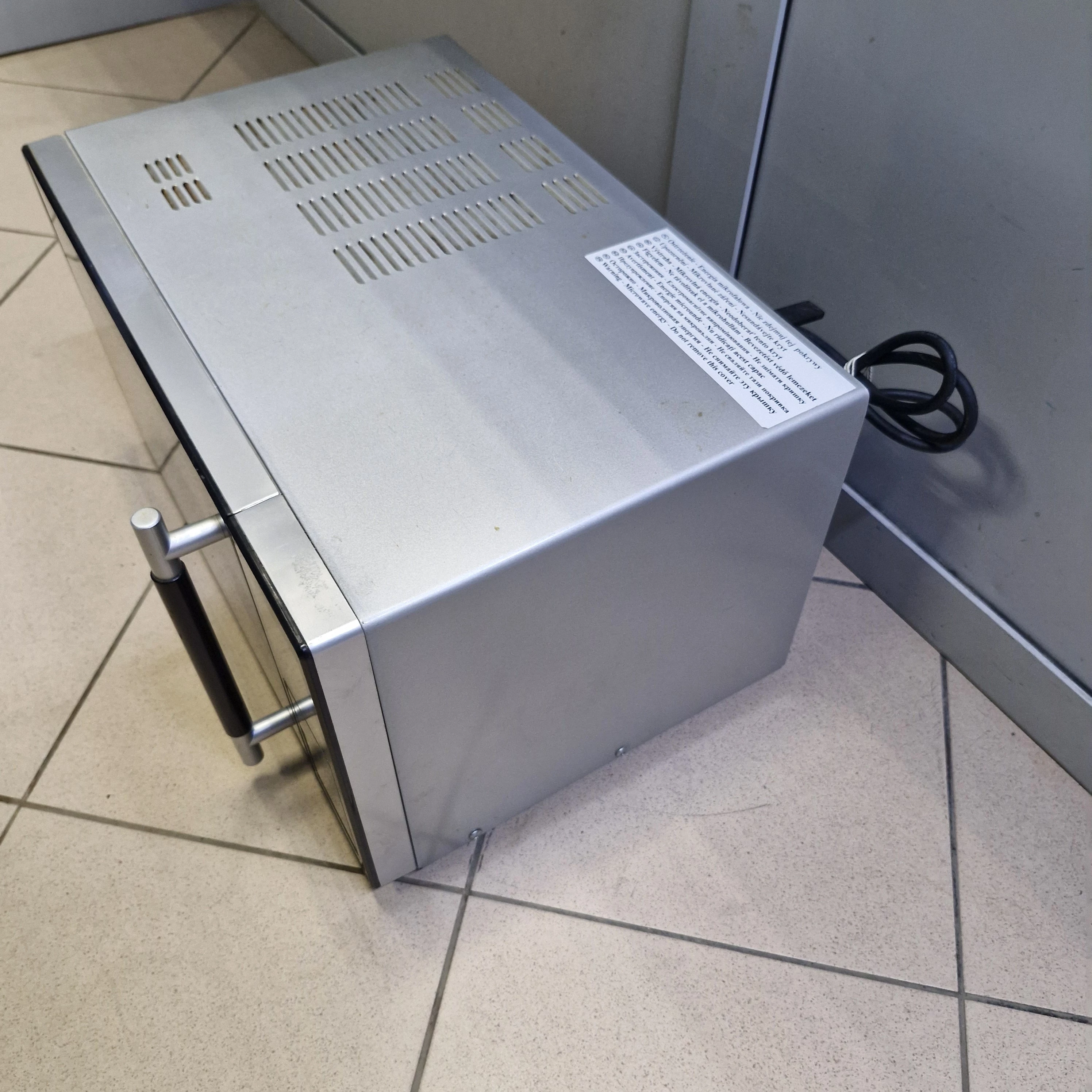 kuchenka-mikrofalowa-z-grillem-zelmer-mw4163ls-pojemnosc-23