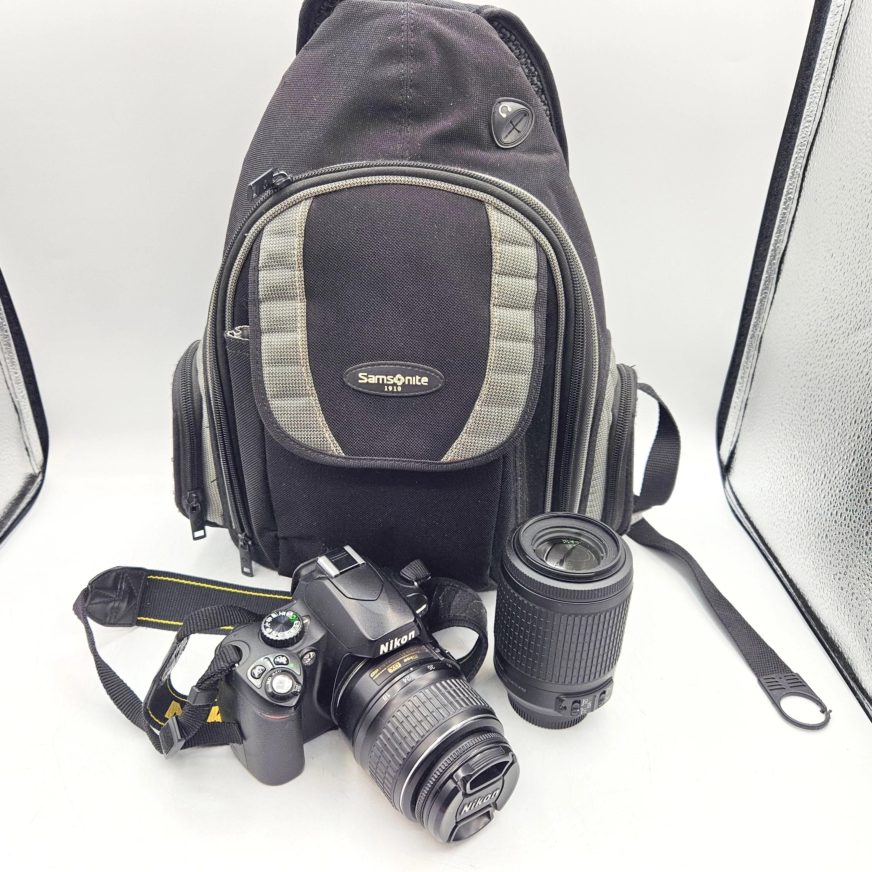 lustrzanka-nikon-d60-obiektywy-18-55mm55-200mm-ean-gtin-018208254385