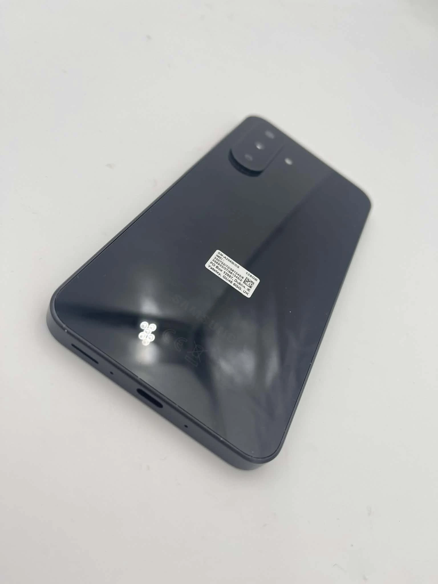 telefon-samsung-a26-5g-przekatna-ekranu-670