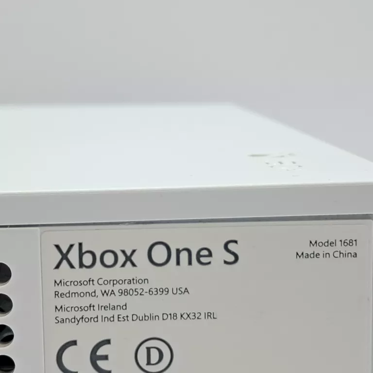 konsola-xbox-one-s-kod-producenta-234-01007