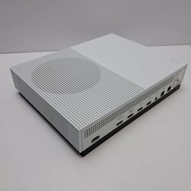 konsola-xbox-one-s-liczba-kontrolerow-w-zestawie-205994-225550