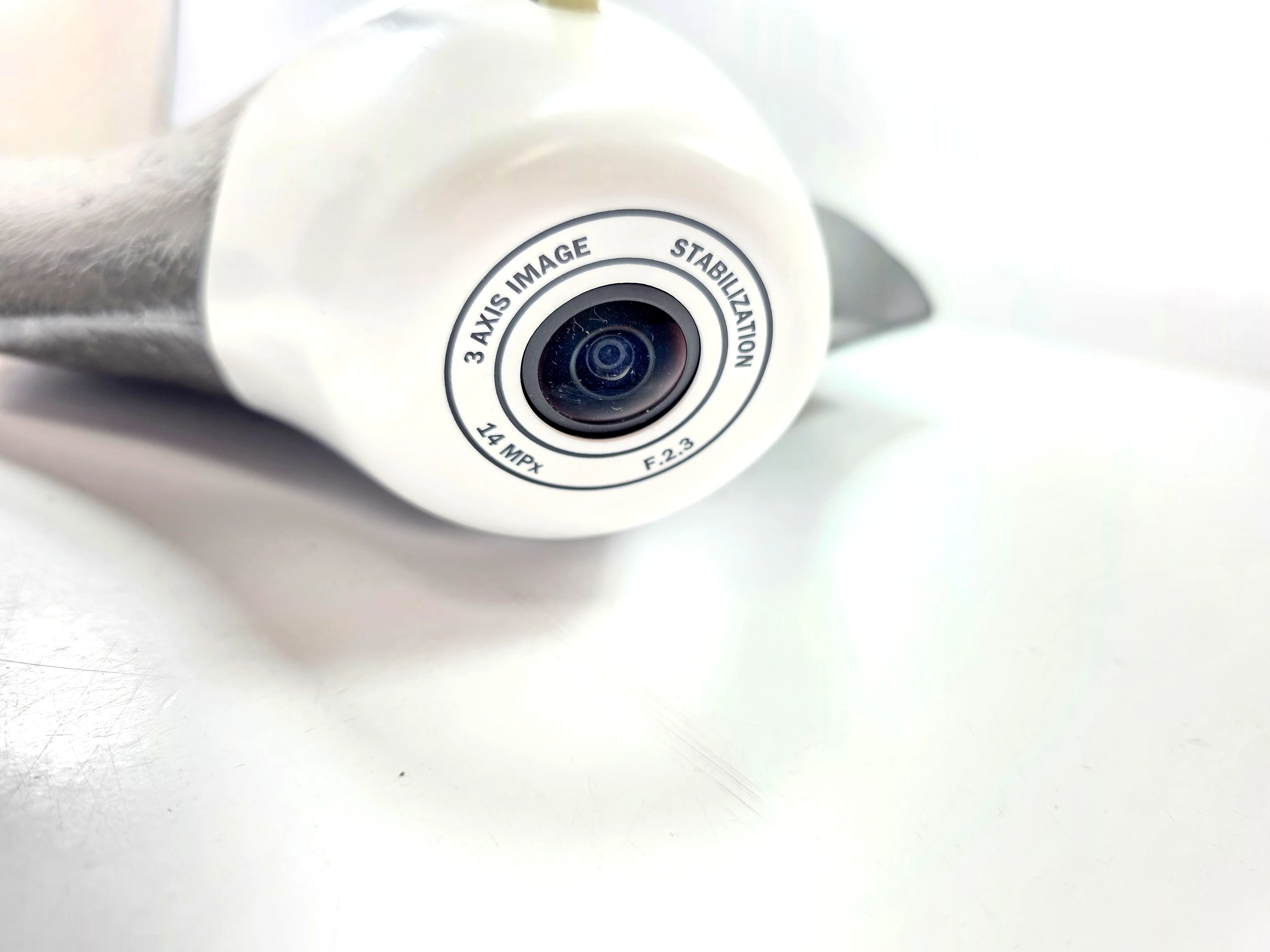 dron-parrot-disco-fpv-komplet-pojemnosc-baterii-2700
